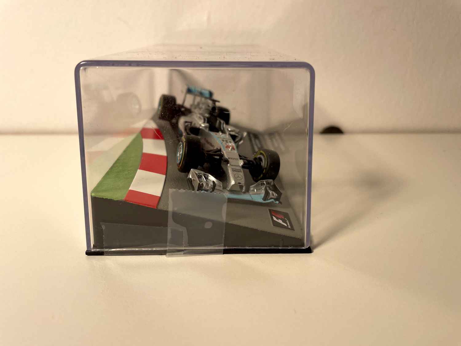 Mercedes F1 W05 Híbrido gris y verde número 44 (Fórmula 1)