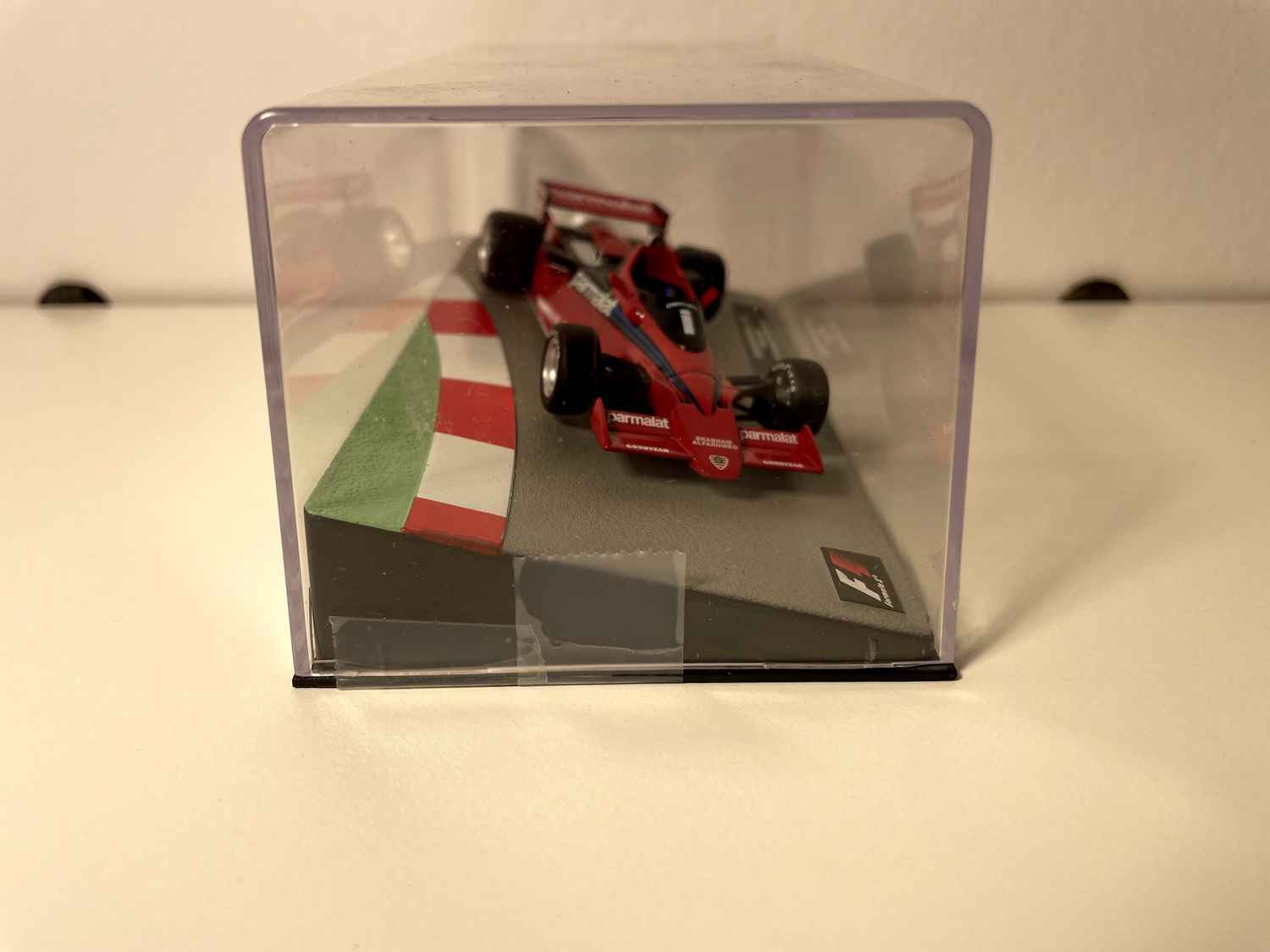Brabham BT46B rouge et noire numéro 1 - Formule 1 - grand prix de Suède de 1978 (Niki Lauda)
