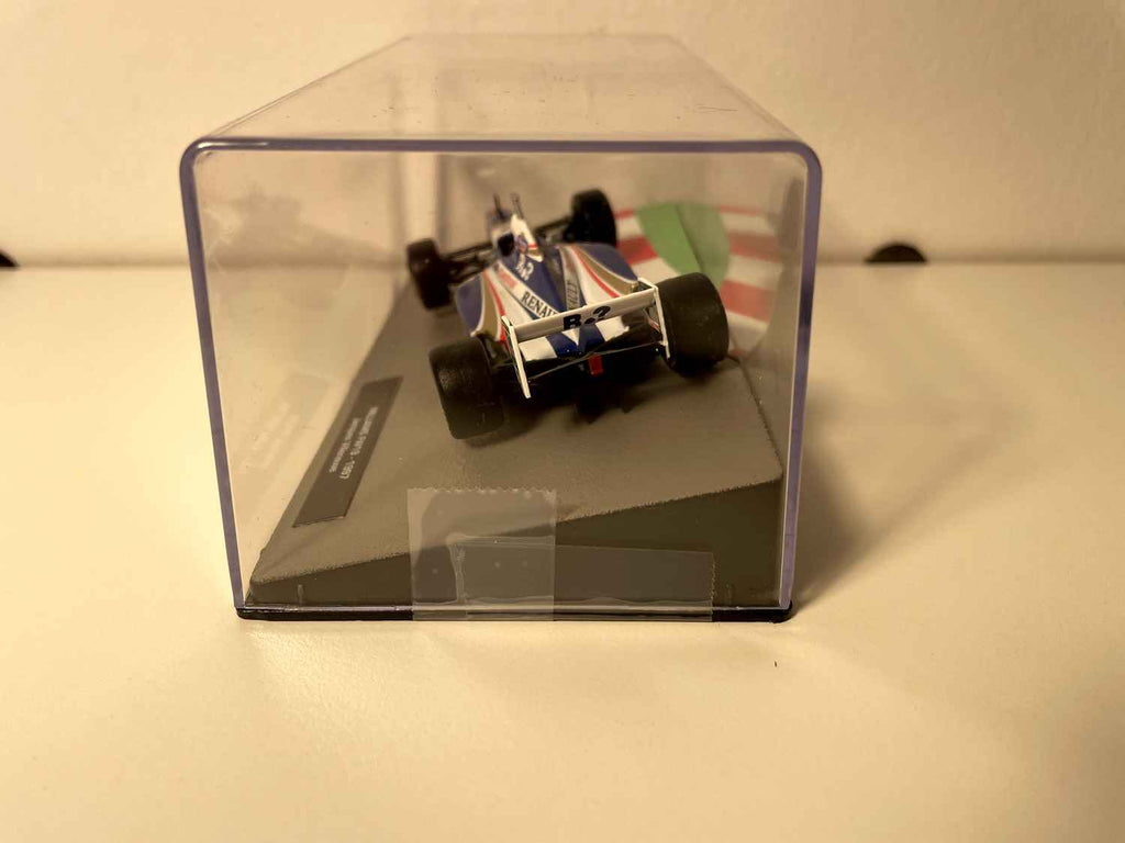 Williams FW19 niebiesko-biała numer 3 z 1997 roku - Formuła 1