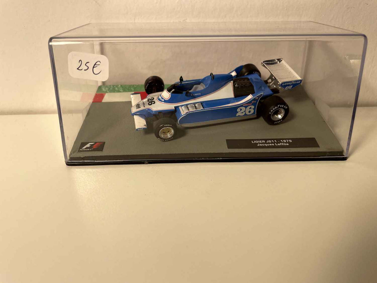 Ligier JS11 blau, weiß und grau Nummer 26 von 1979 - Formel 1