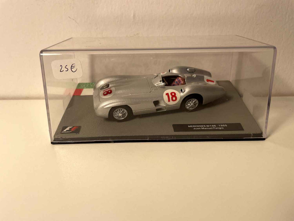 Mercedes W196 grijs nummer 18 van 1955 - Formule 1