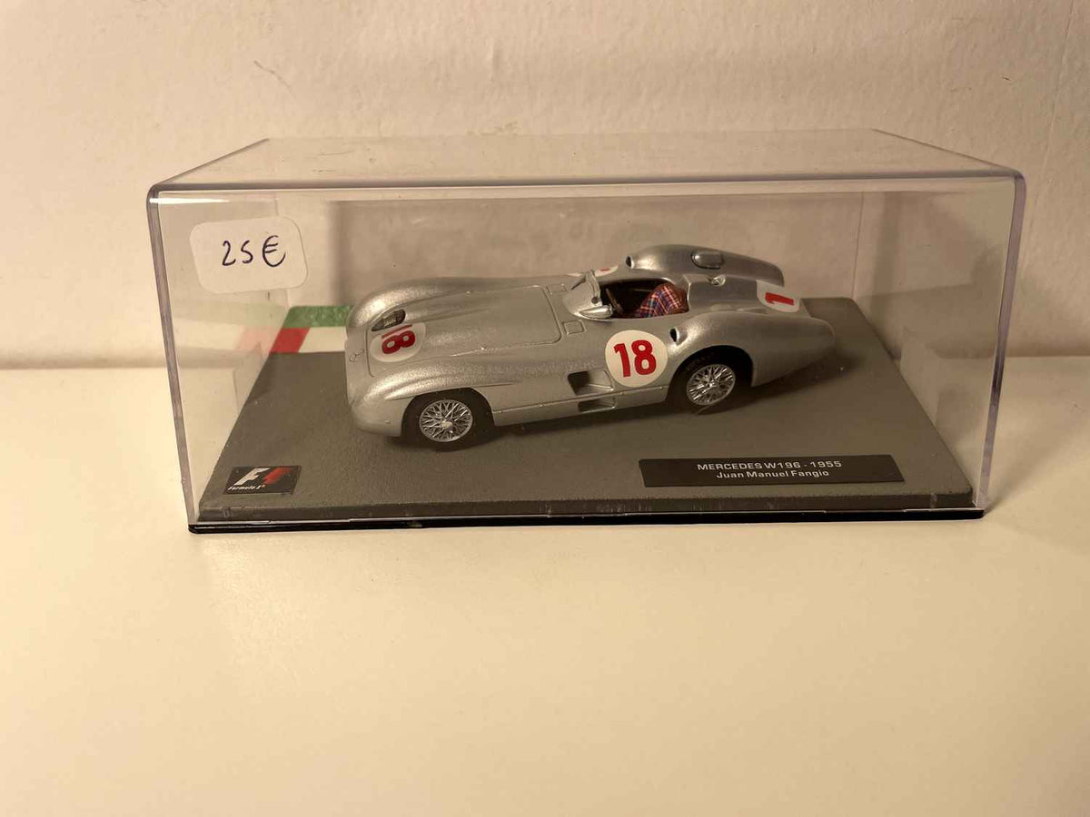 Mercedes W196 grijs nummer 18 van 1955 - Formule 1
