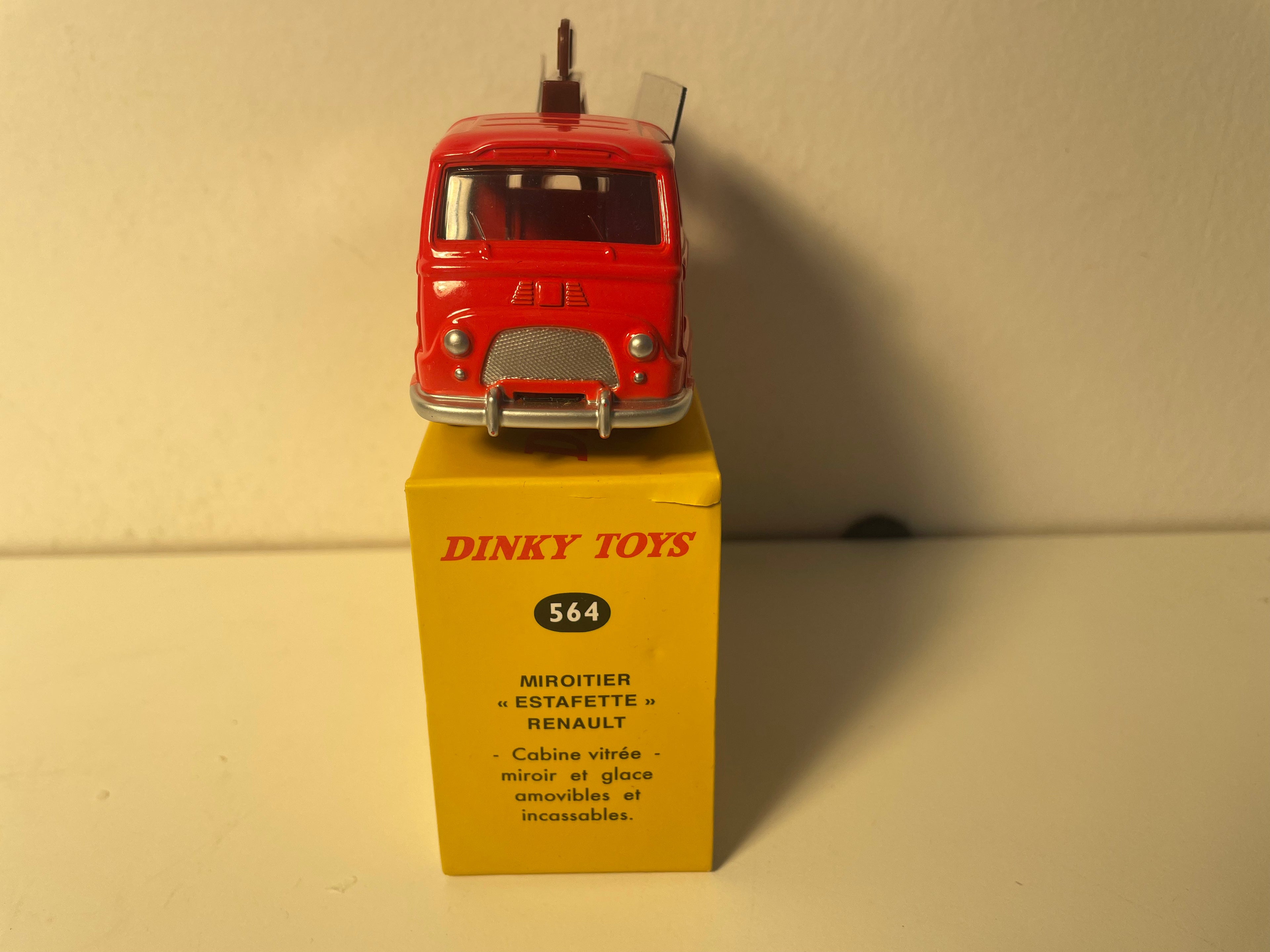 Rote Renault Estafette Miroitier Dinky-Toys (Atlas Edition) - Nr. 564