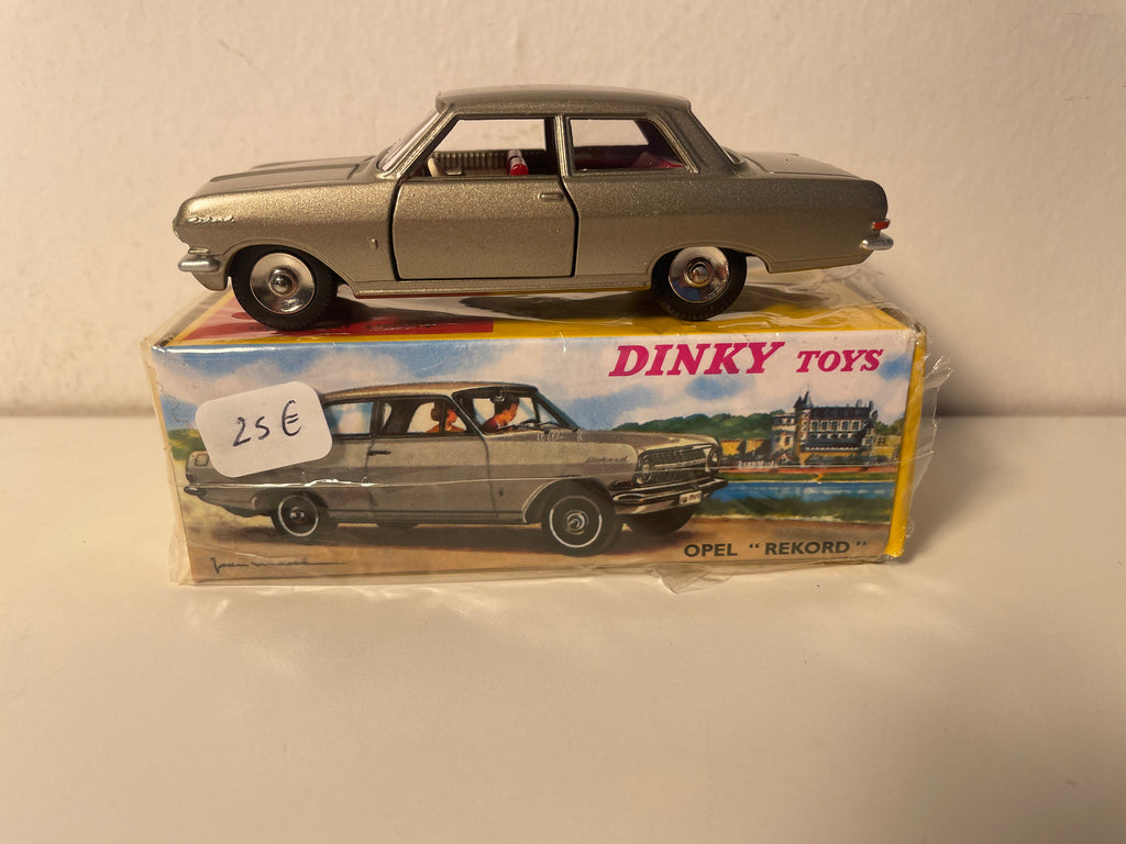 Opek Rekord marron Dinky-Toys (éditions Atlas) - N°542