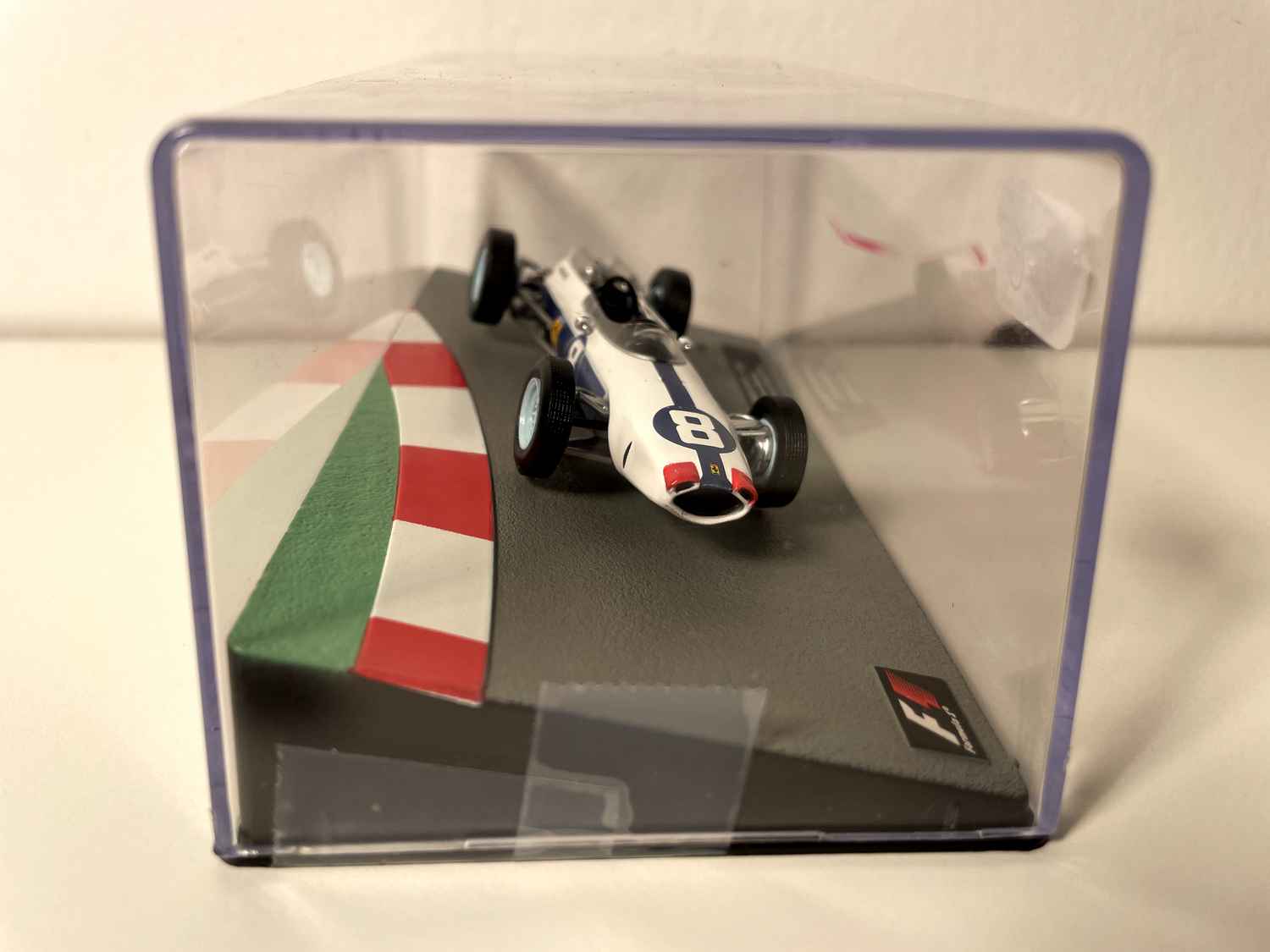 Ferrari 512 F1 wit en blauw nummer 8 uit 1964 (Formule 1) - Grand Prix van Mexico