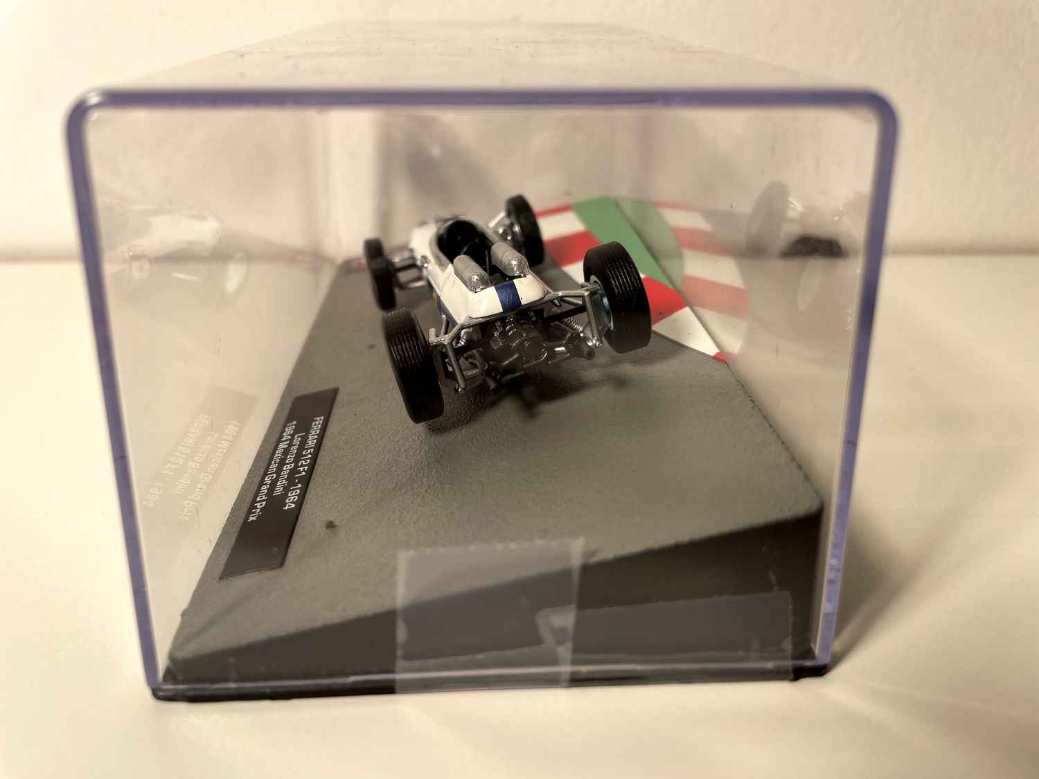 Ferrari 512 F1 wit en blauw nummer 8 uit 1964 (Formule 1) - Grand Prix van Mexico