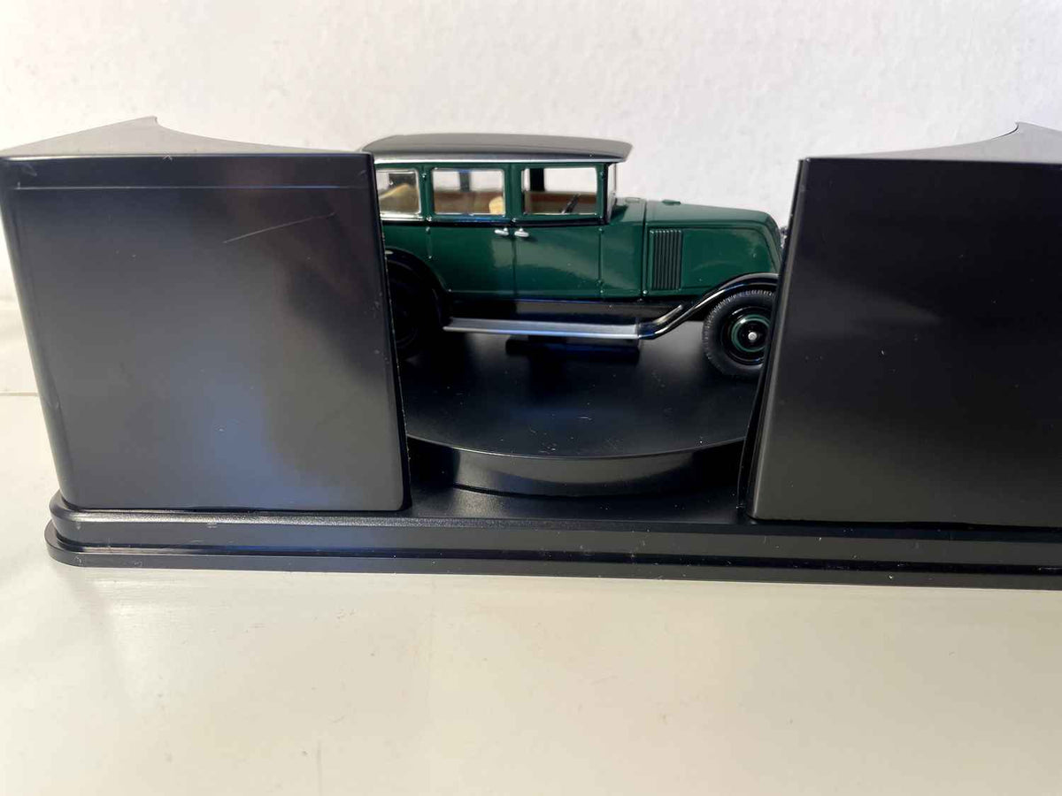 Renault PG2 Vivasix Grün von 1928 (Rechteckiges Box-Set)