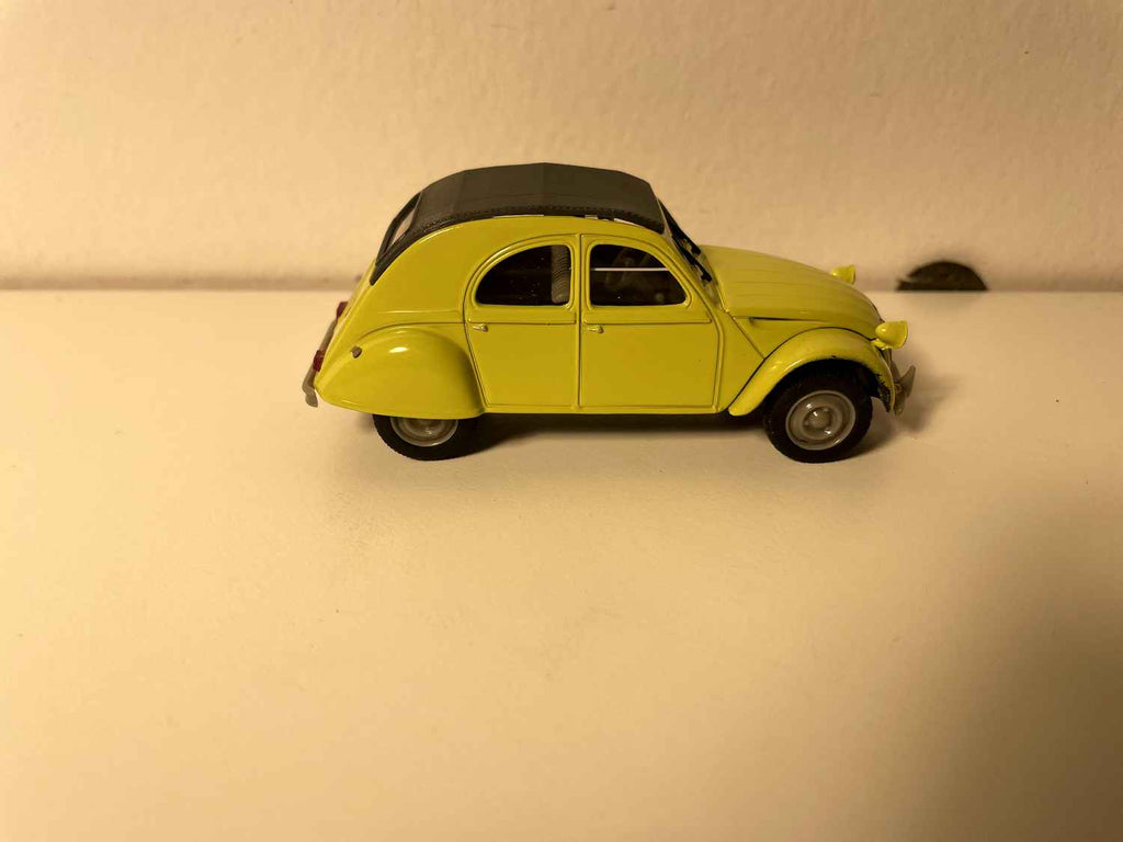 Citroën 2 CV Spécial Amarelo - Norev