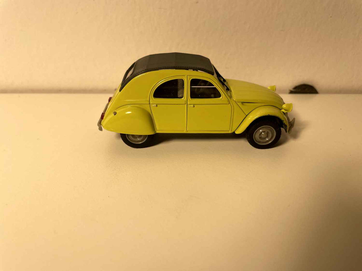 Citroën 2 CV Spécial giallo - Norev