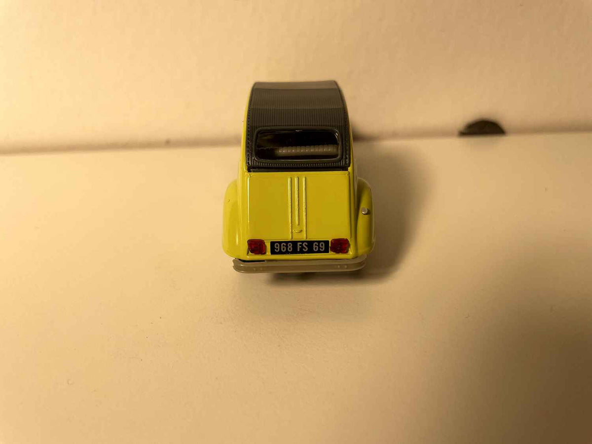 Citroën 2 CV Spécial giallo - Norev