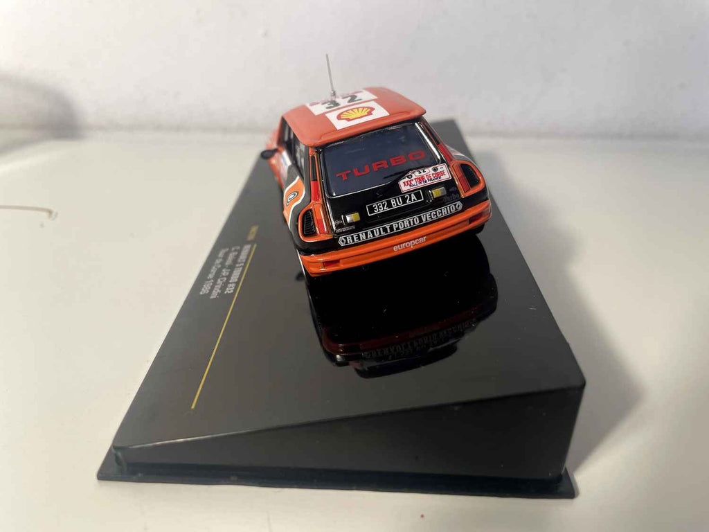 Renault 5 Turbo orange et noire numéro 32 - rallye de Corse de 1986 - IXO