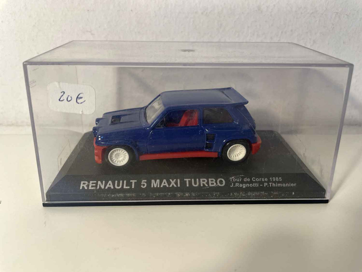 Renault 5 Maxi Turbo azul con bajos rojos - Tour de Corse 1985