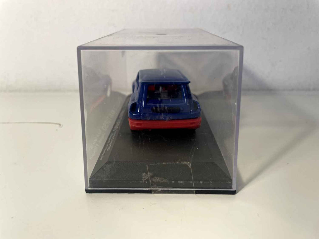 Renault 5 Maxi Turbo azul con bajos rojos - Tour de Corse 1985