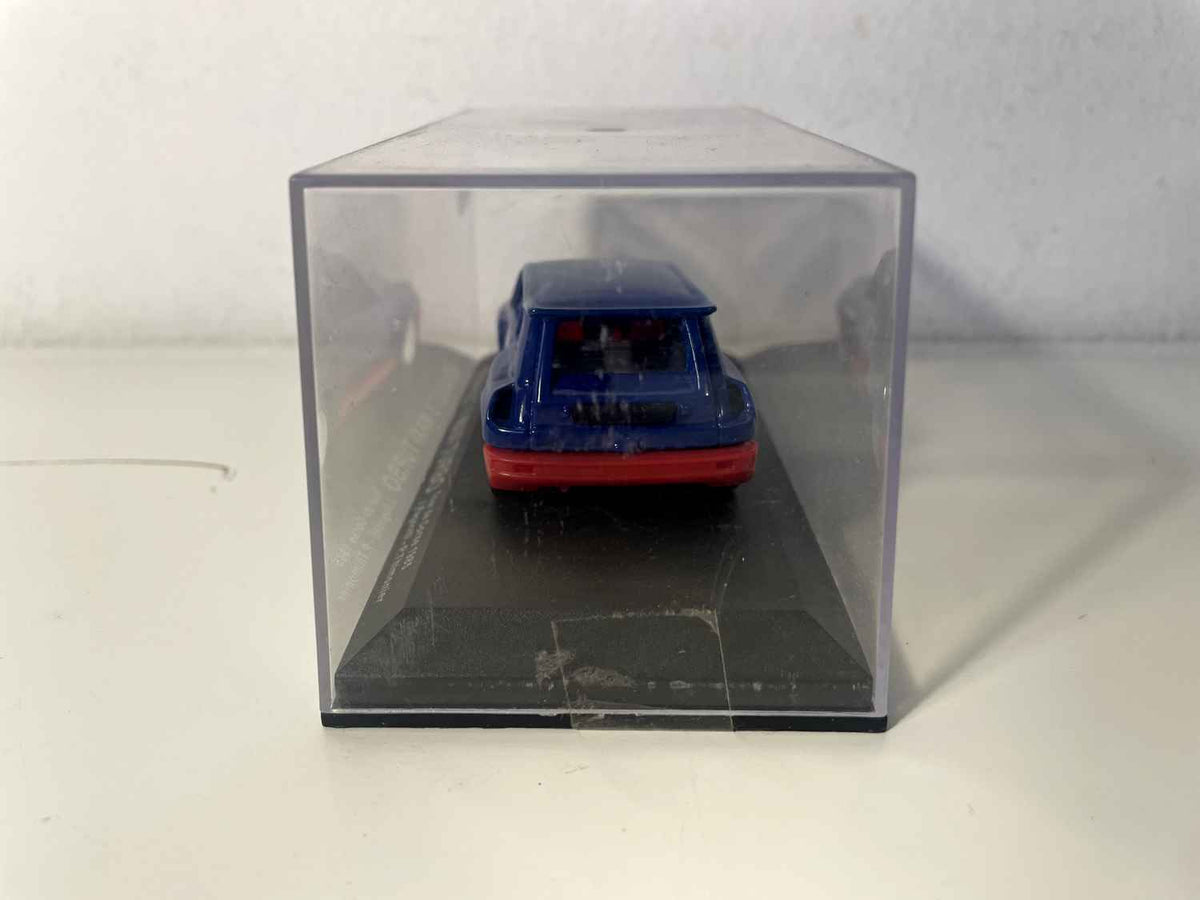 Renault 5 Maxi Turbo azul con bajos rojos - Tour de Corse 1985