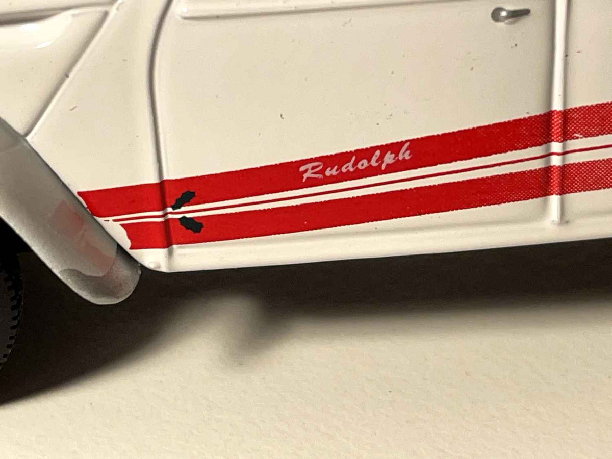 Citroën 2 CV 6 blanche et barres rouges (avec inscription "Rudolph") - Norev (sous blister)