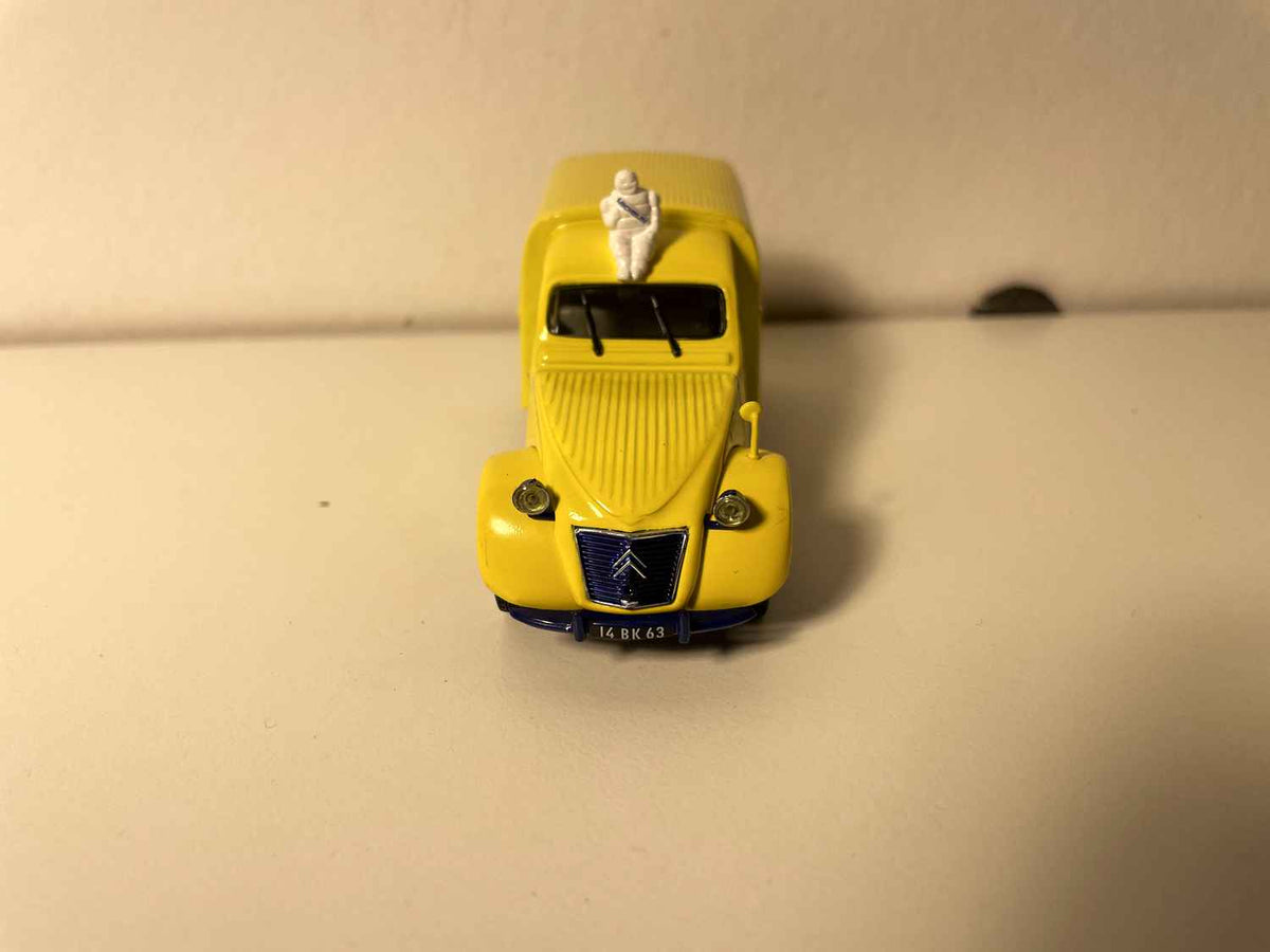 Citroën 2 CV AZU Amarelo Michelin - Norev