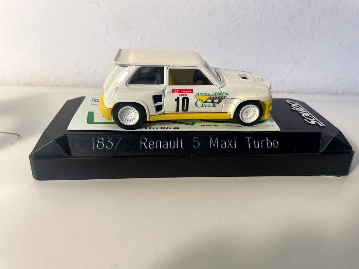 Renault 5 Maxi Turbo wäiss a giel Nummer 10 - Solido Referenz 1837