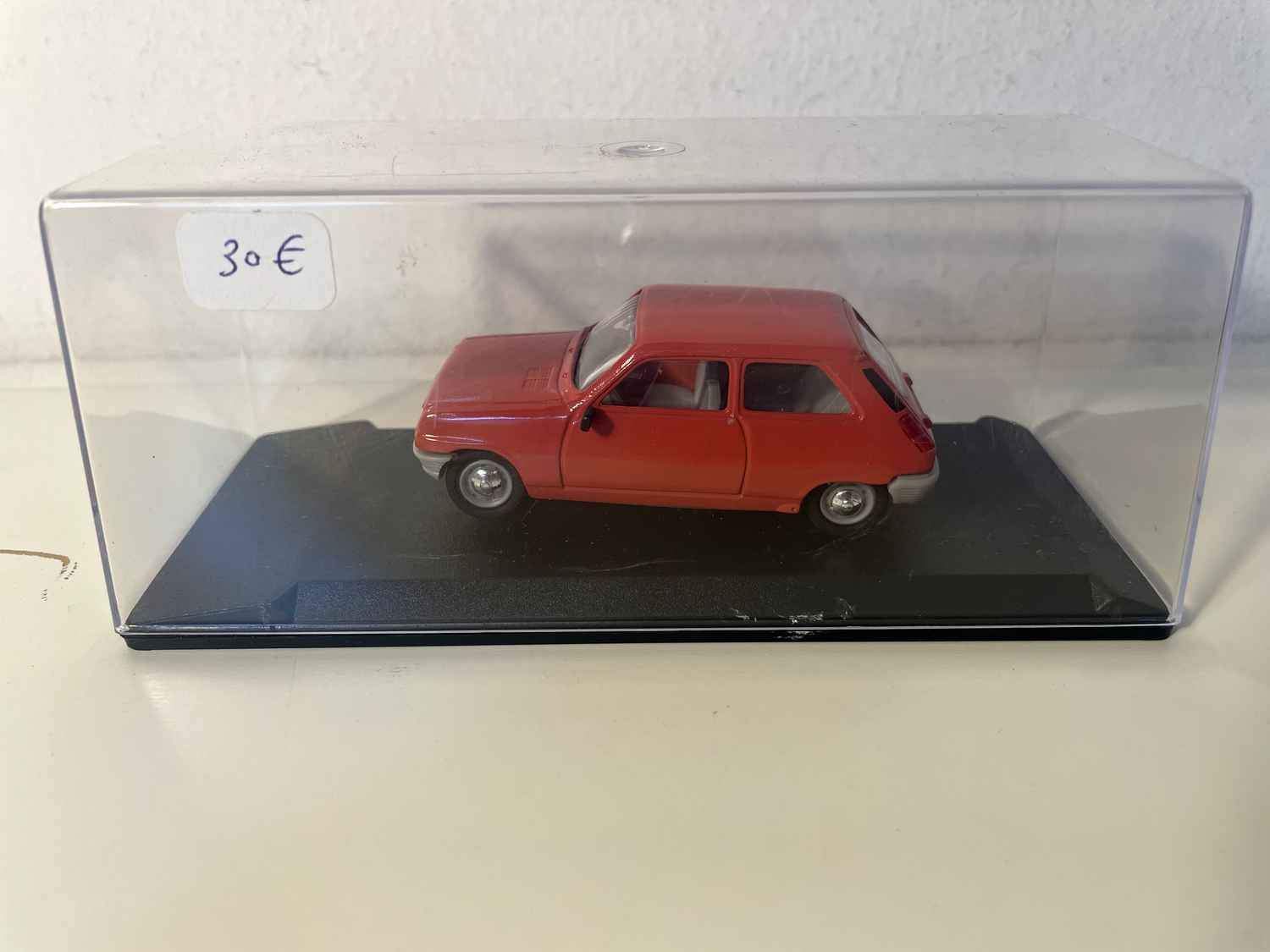 Renault 5 rouge? - ELIGOR référence 1390