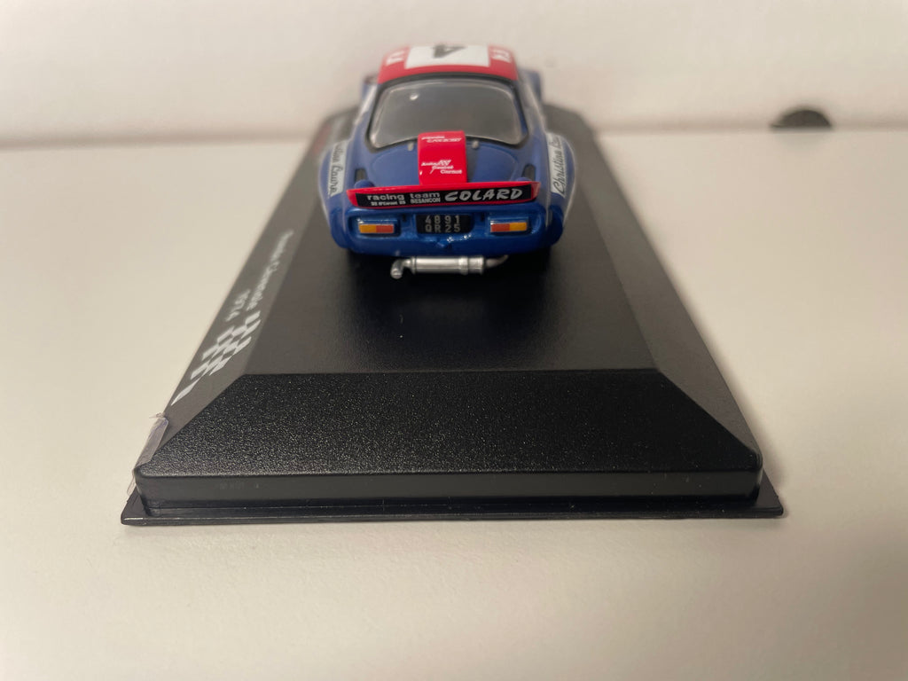 Renault Alpine A110 1800 bleue, blanche et rouge numéro 4 - Ronde Cévenole 1974