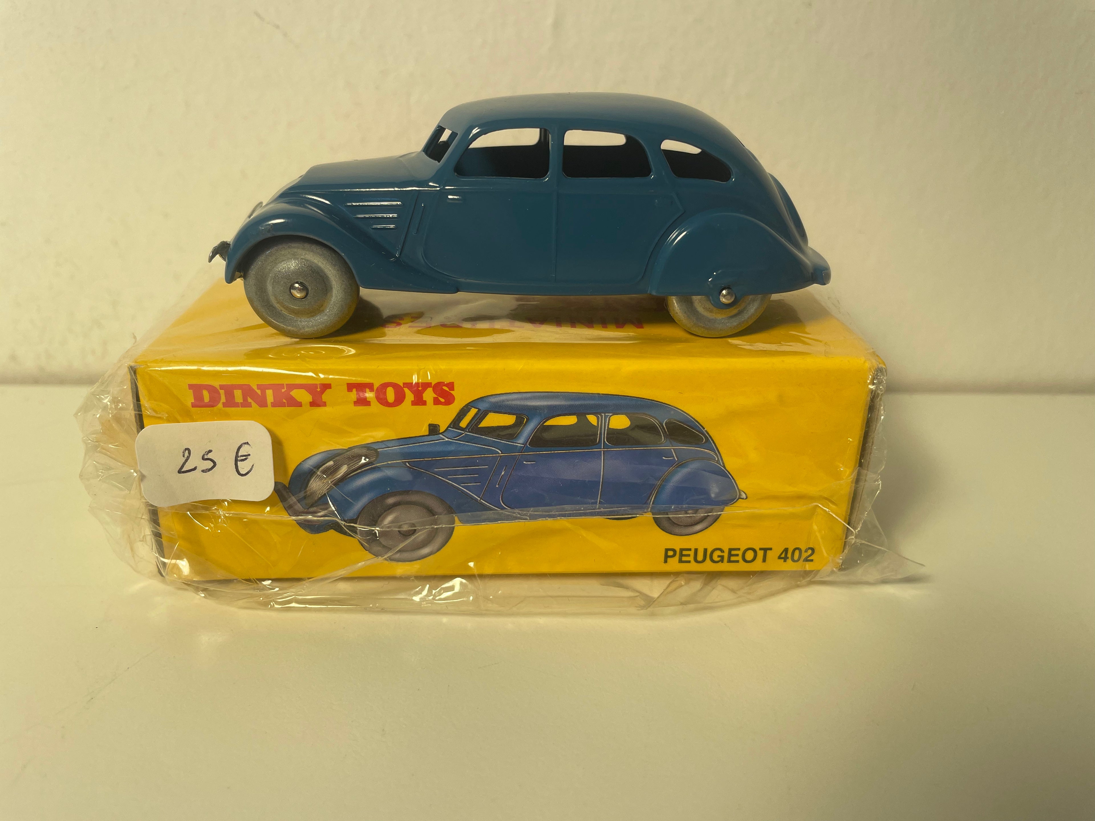 Peugeot 402 blo Dinky-Toys (Edisiounen Atlas) - N°24 K