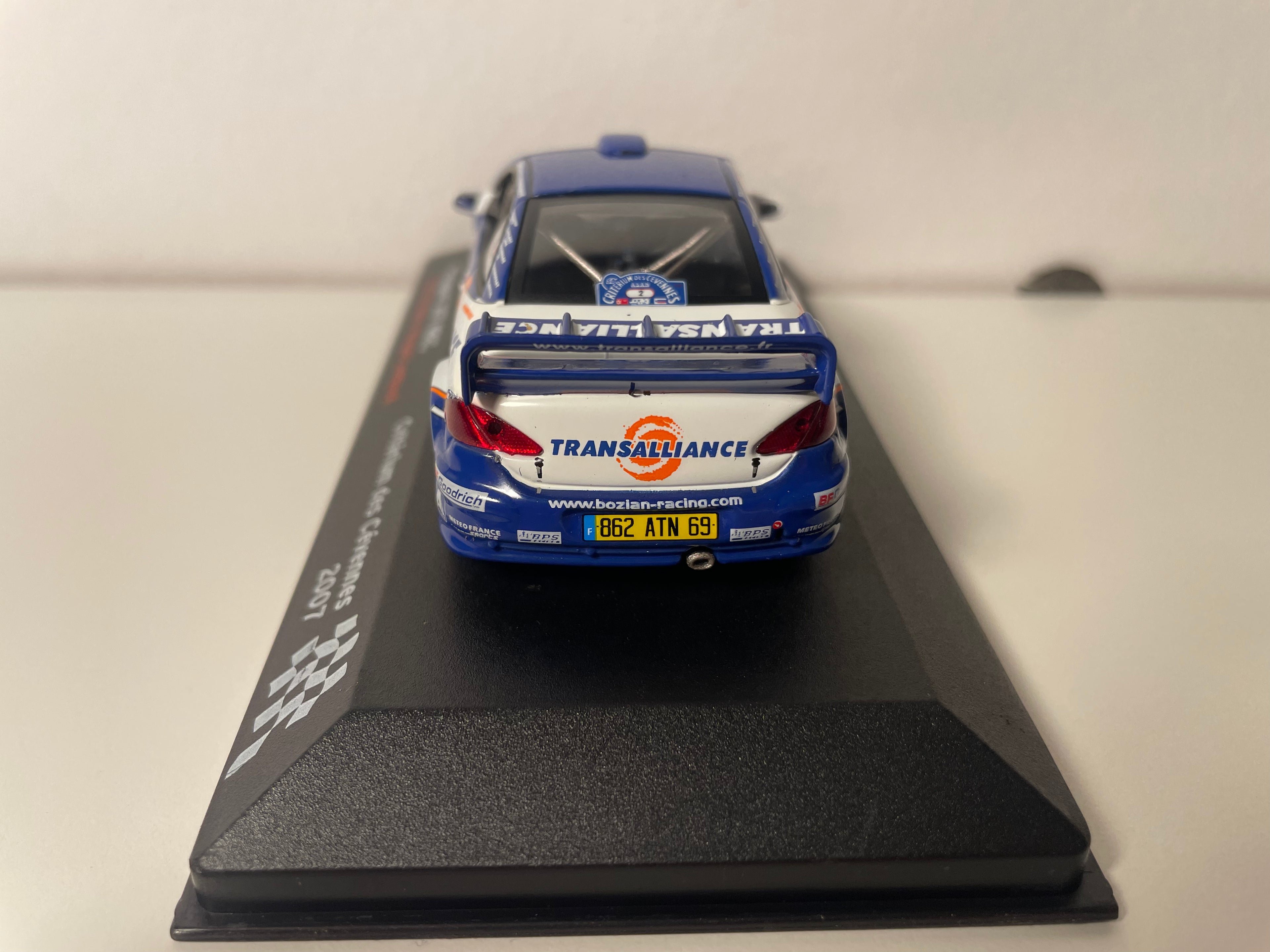 Peugeot 307 WRC blau und weiß Nummer 2 - Critérium des Cévennes 2007