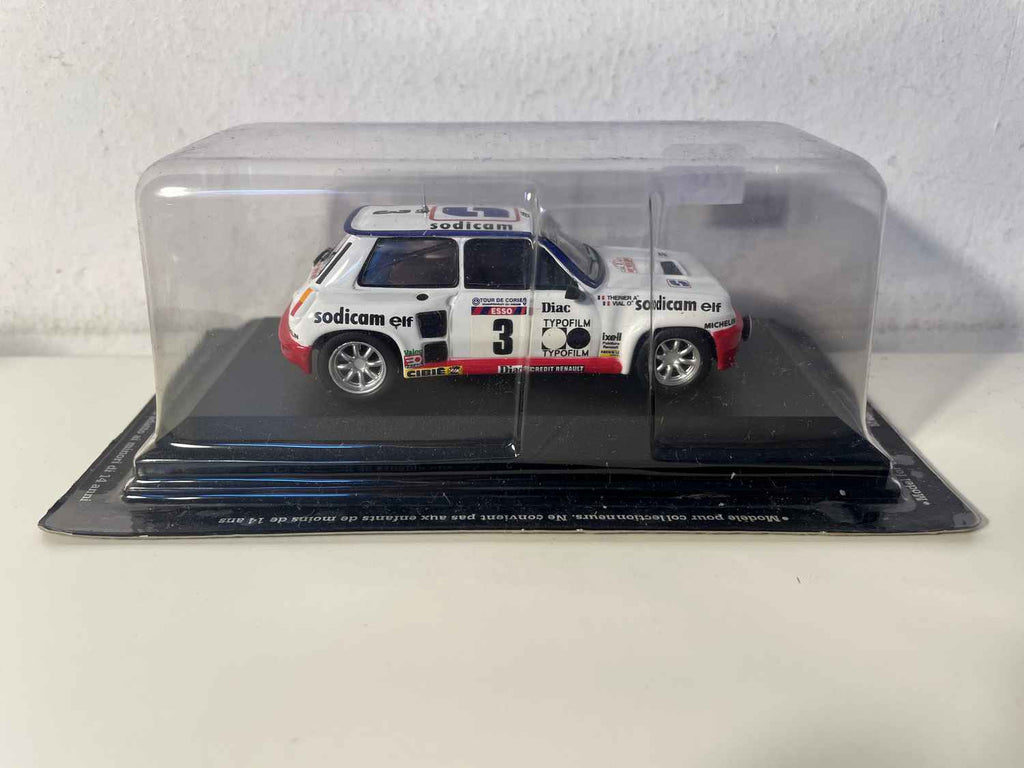 Renault 5 Turbo blanche, rouge et bleue numéro 3 - Tour de Corse de 1982