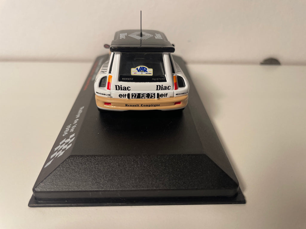 Renault 5 maxi Turbo noire, marron et blanche numéro 1 - rallye du Var 1986