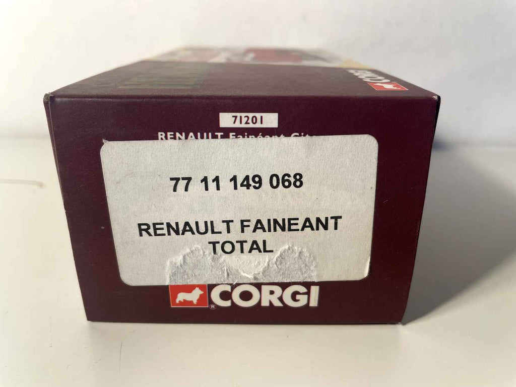 Ciężarówka Renault Fainéant cysternę TOTAL - CORGI referencja 71201