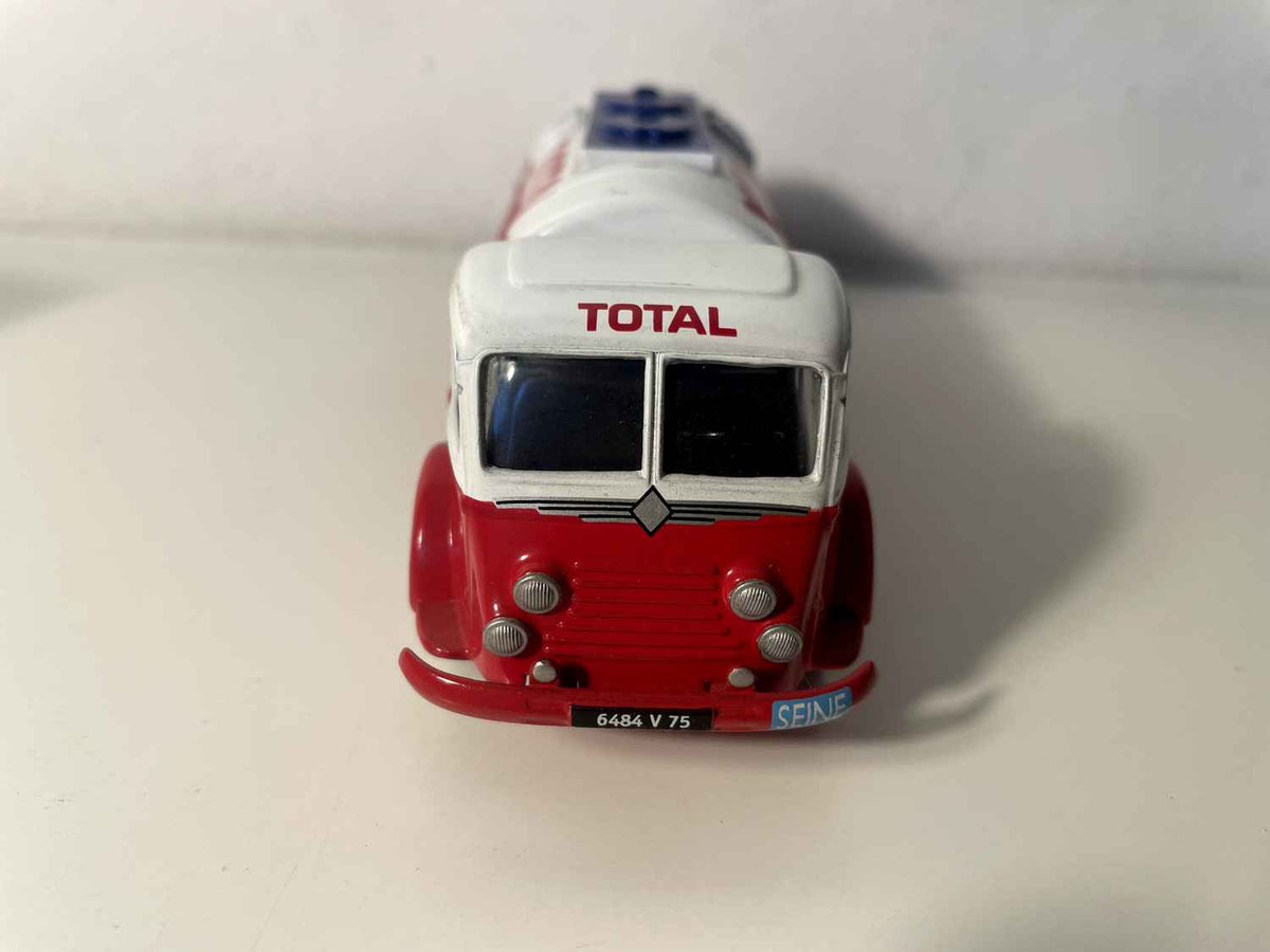 Ciężarówka Renault Fainéant cysternę TOTAL - CORGI referencja 71201
