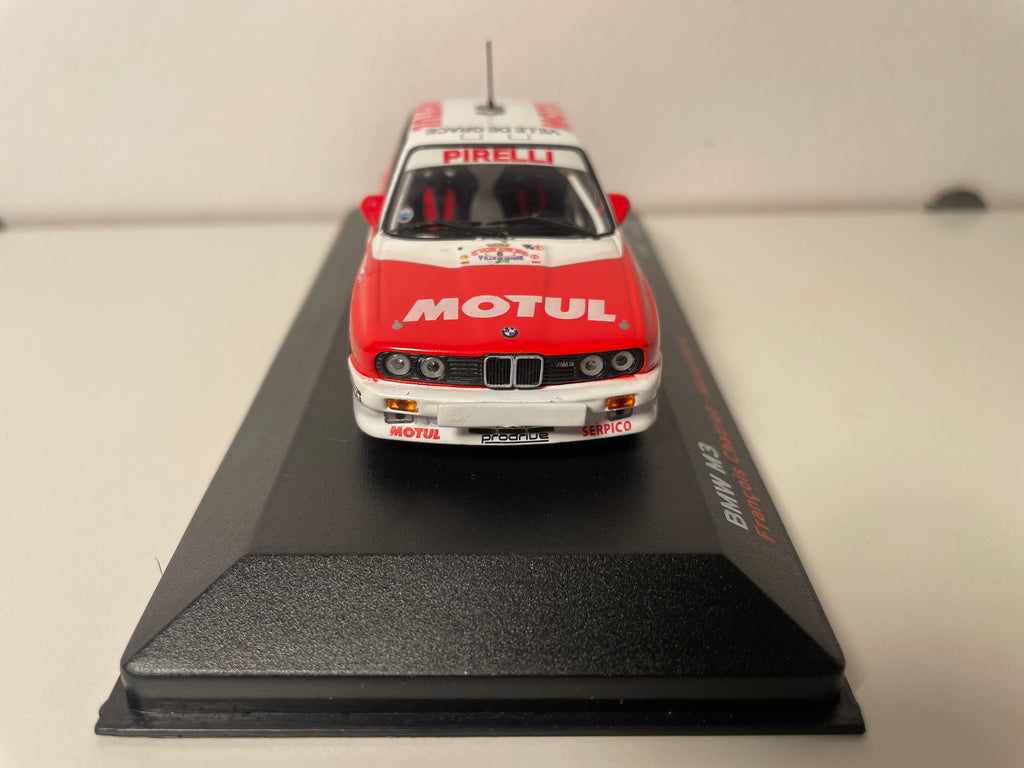 BMW M3 rouge et blanche numéro 6 - rallye critérium alpin 1989