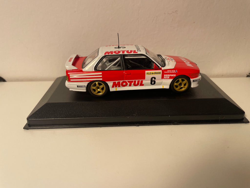 BMW M3 rouge et blanche numéro 6 - rallye critérium alpin 1989