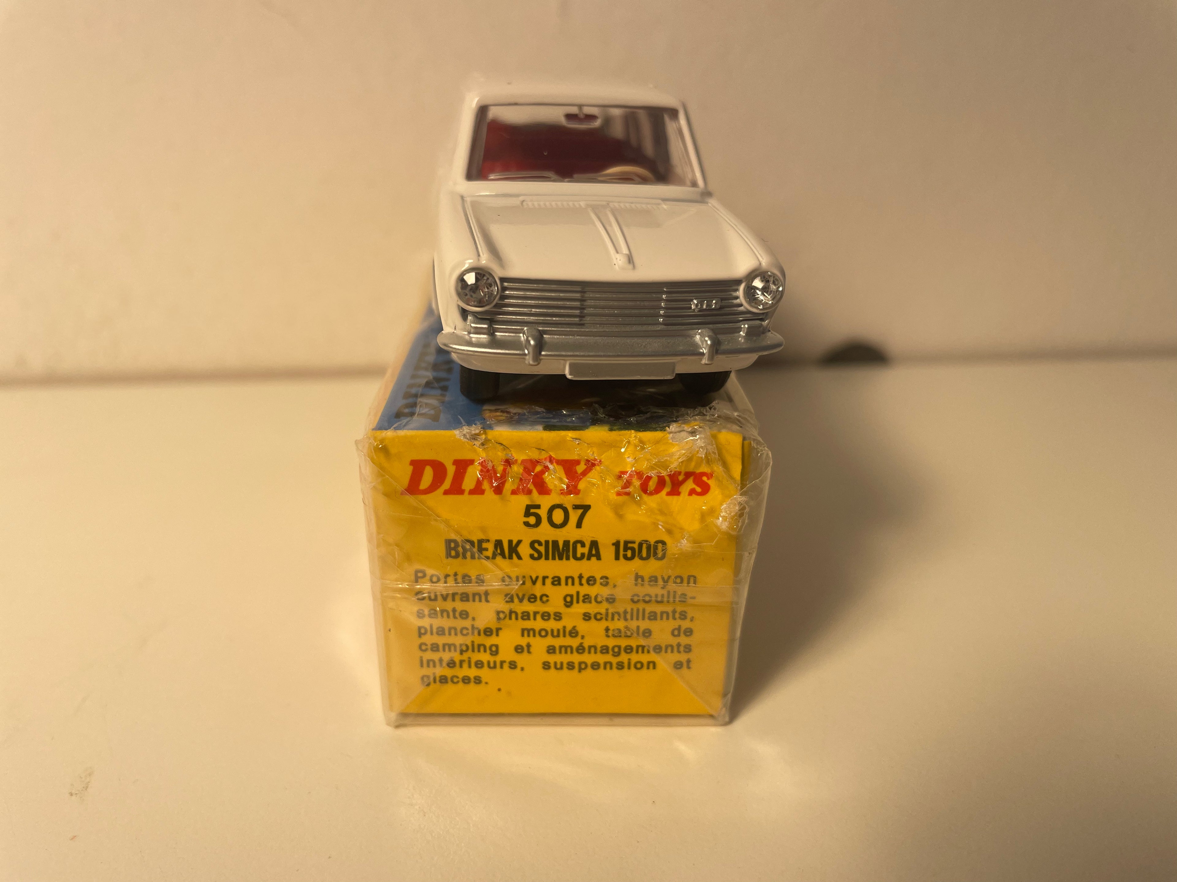 Simca 1500 carrinha branca Dinky-Toys (Edições Atlas)