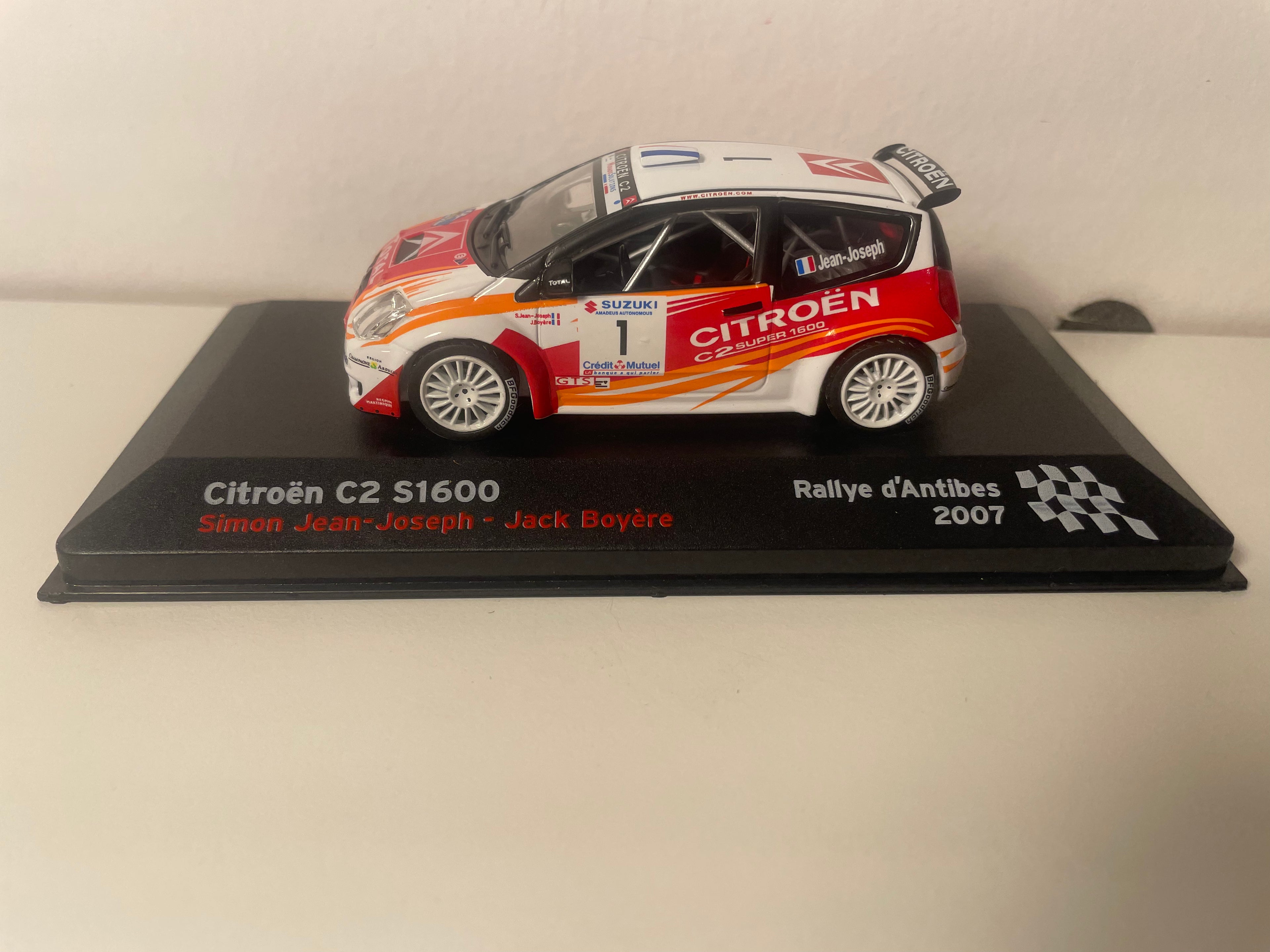 Citroën C2 S1600 wäiss, rout an orange Nummer 1 - Rallye vun Antibes 2007