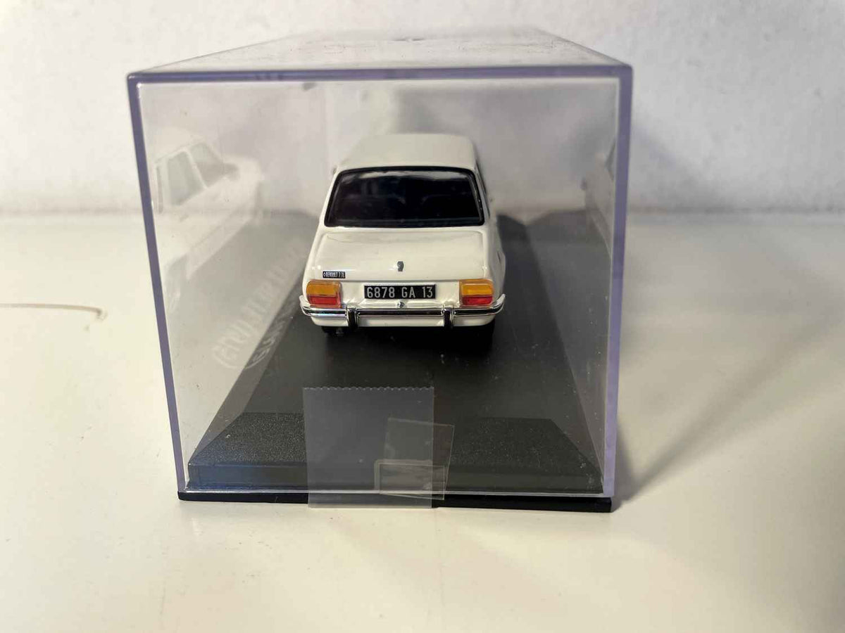 Renault Siete blanche (blanc cassé) de 1975
