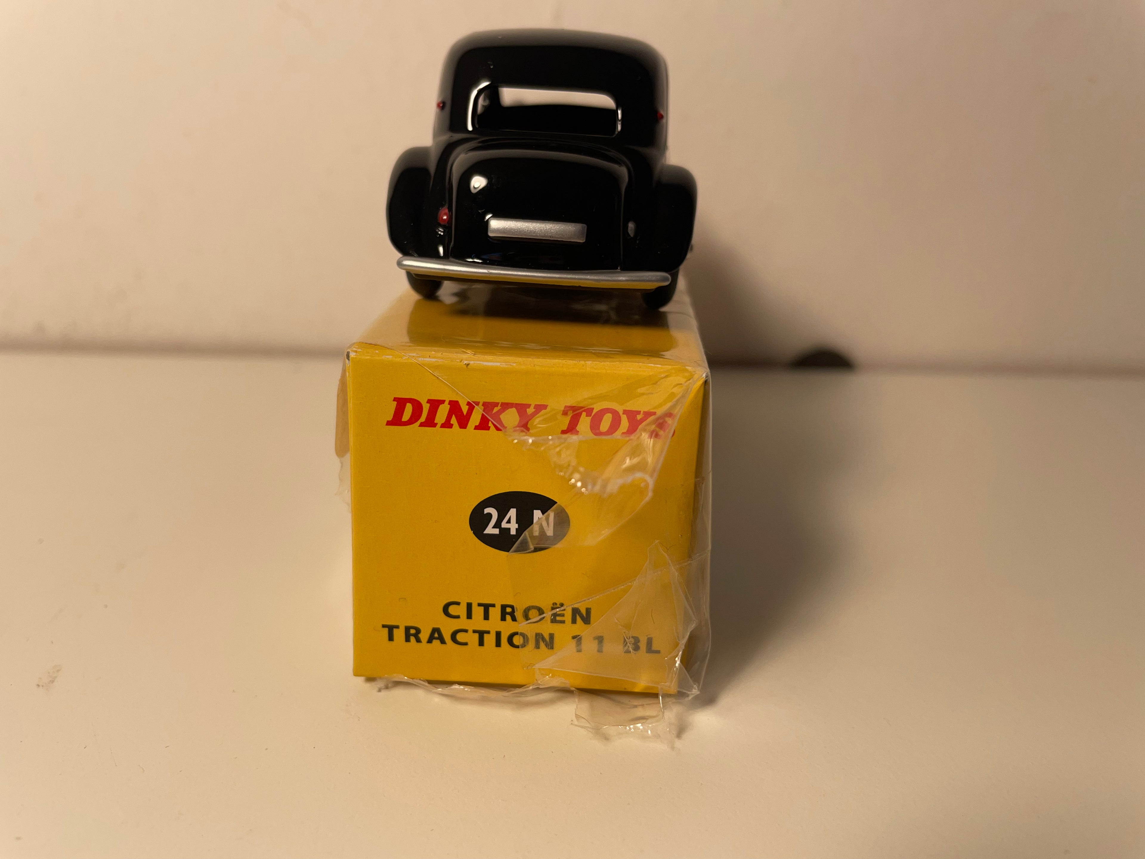 Citroën traction 11 BL black Dinky-Toys (Editions Atlas)