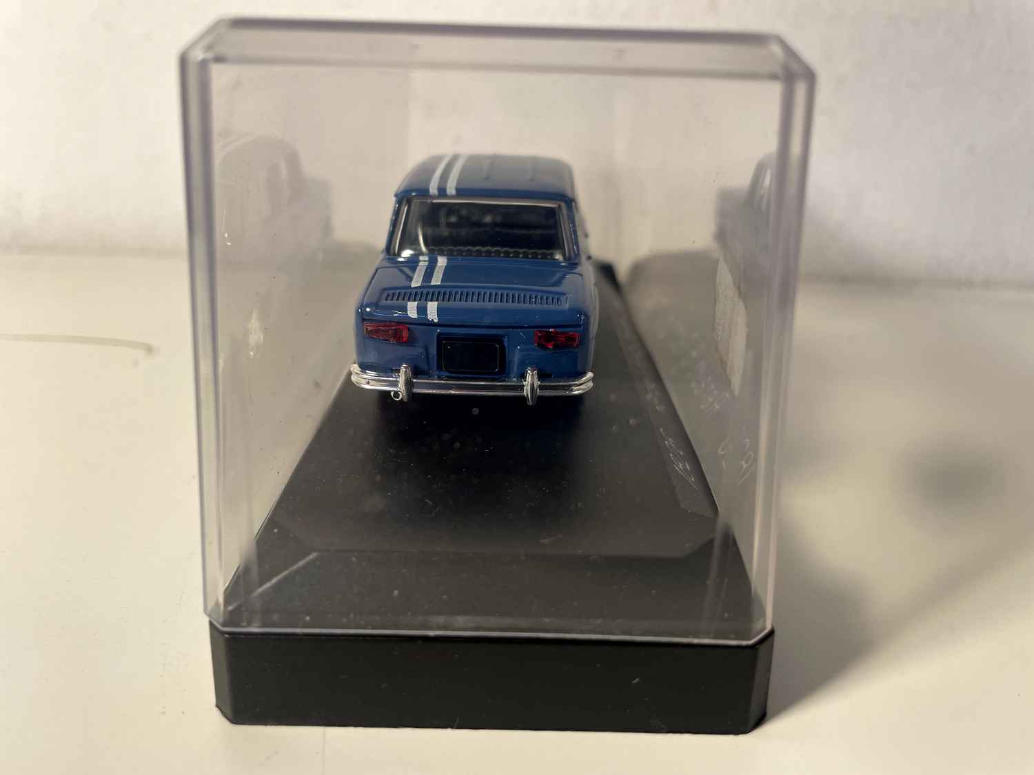 Niebieski Renault 8 Gordini z 1967 roku (nr referencyjny Solido 1826) Z kartonowym pudełkiem