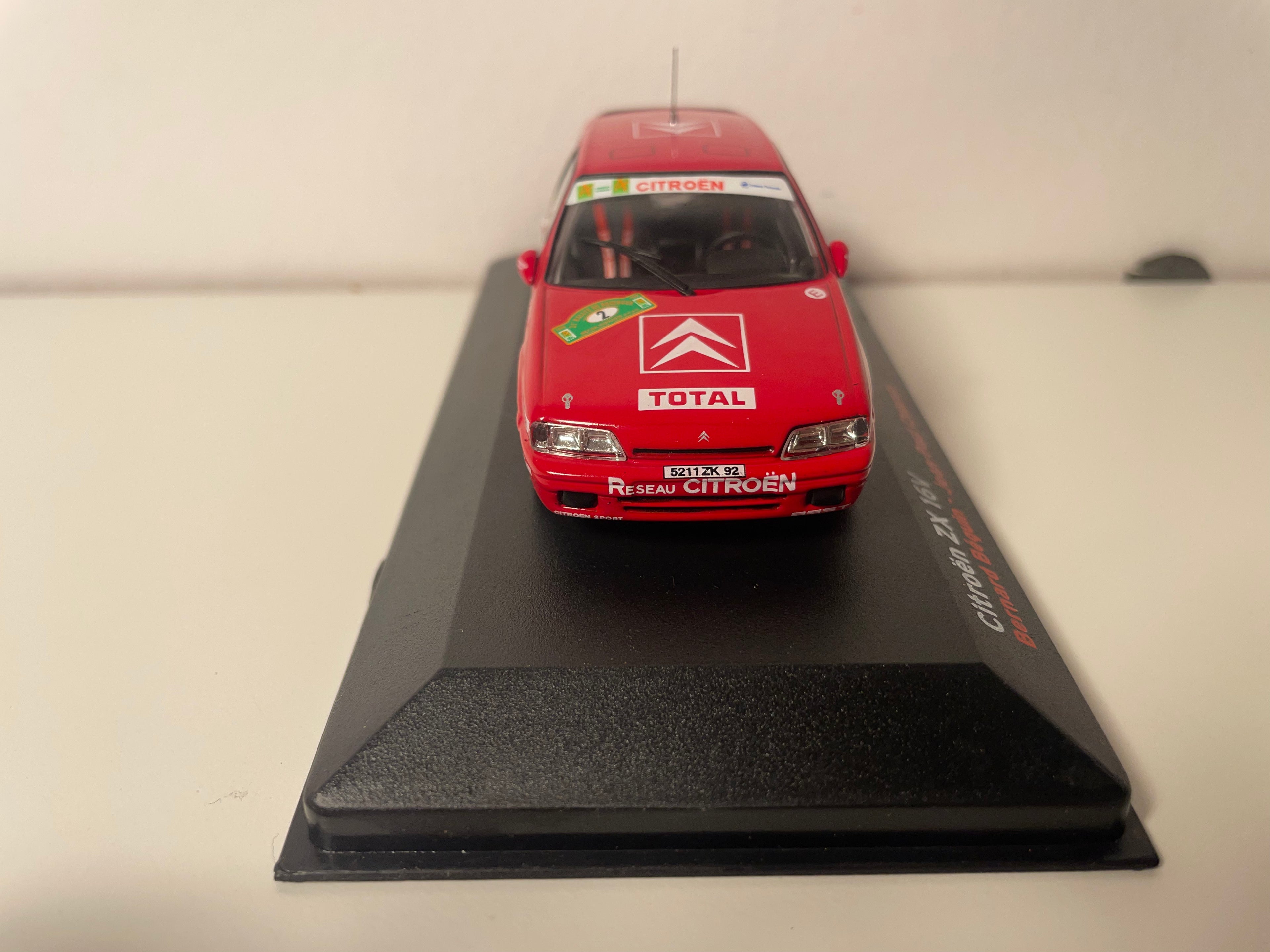 Citroën ZX 16V Rood Nummer 2 - Rally van Rouergue 1994