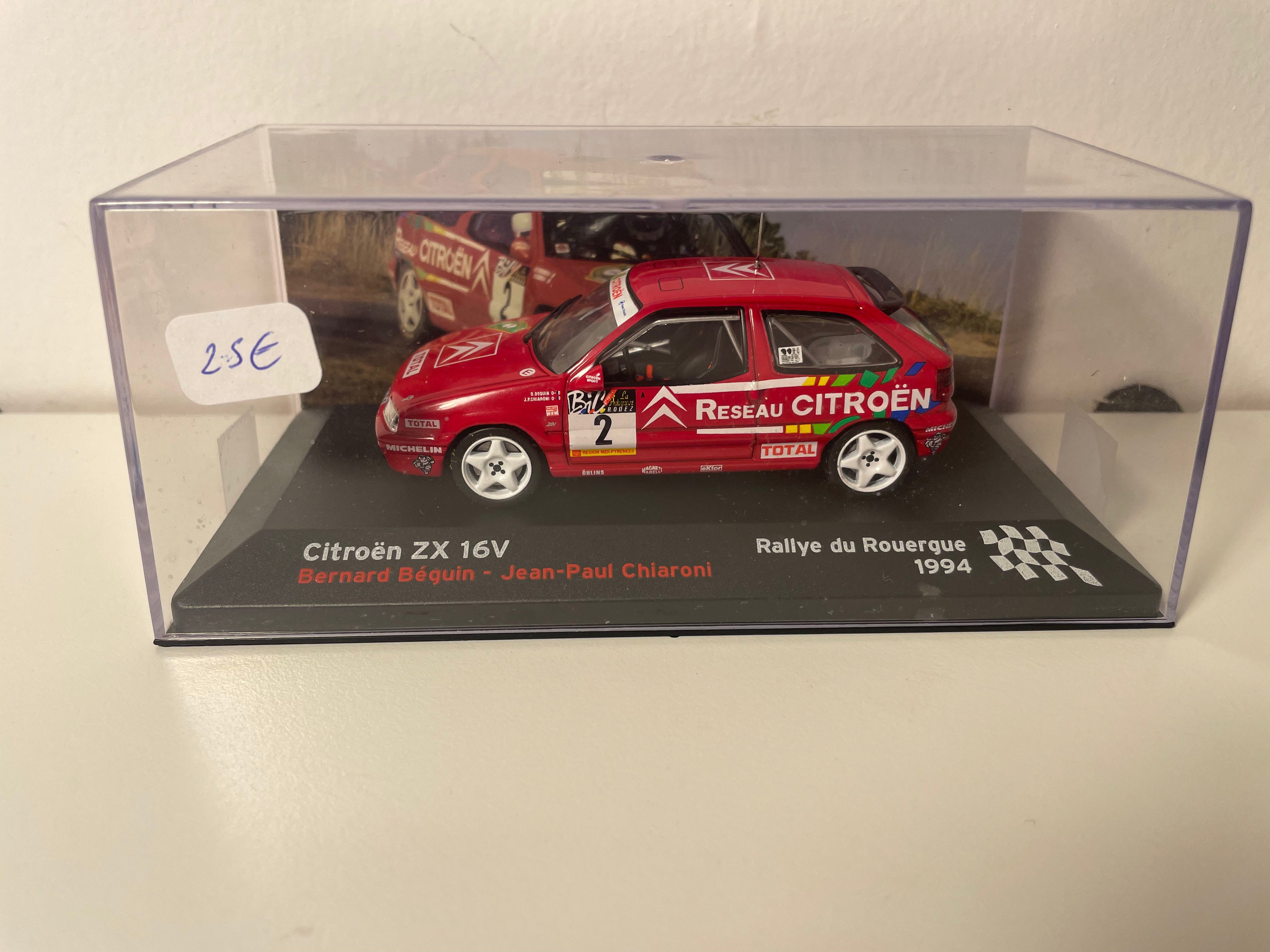 Citroën ZX 16V Rood Nummer 2 - Rally van Rouergue 1994