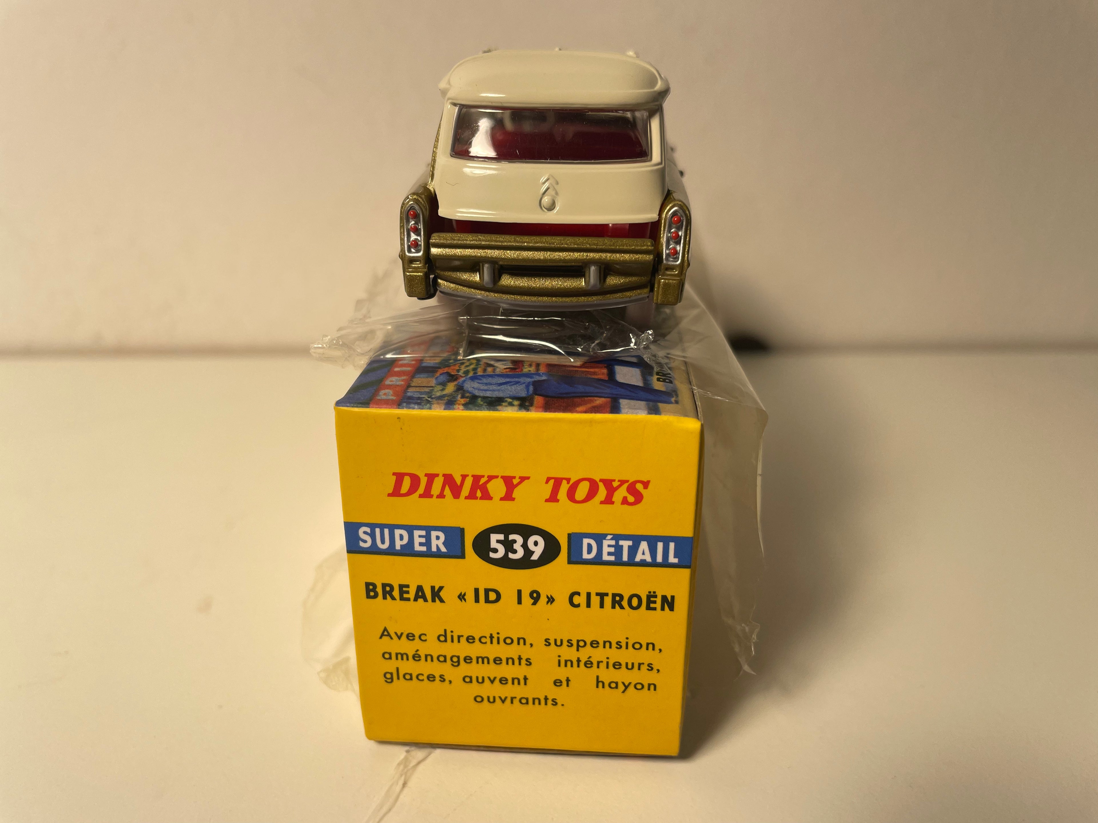 Citroën ID 19 stationwagen bruin met lichtbeige dak Dinky-Toys (Atlas edities) - Nr. 539
