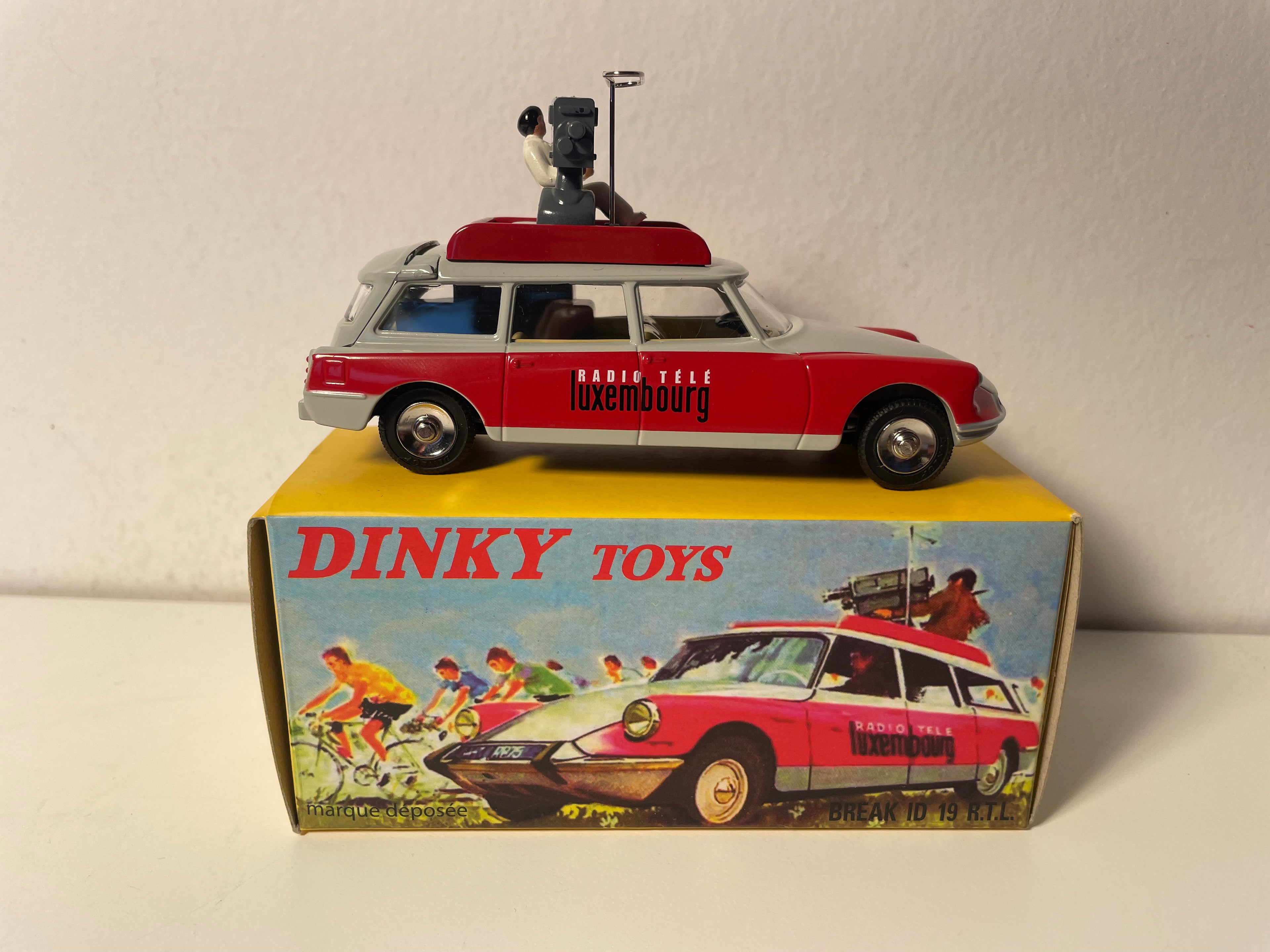 Citroën ID 19 Break Rot und Grau RTL Dinky-Toys (Atlas Editionen) - Nr. 1404