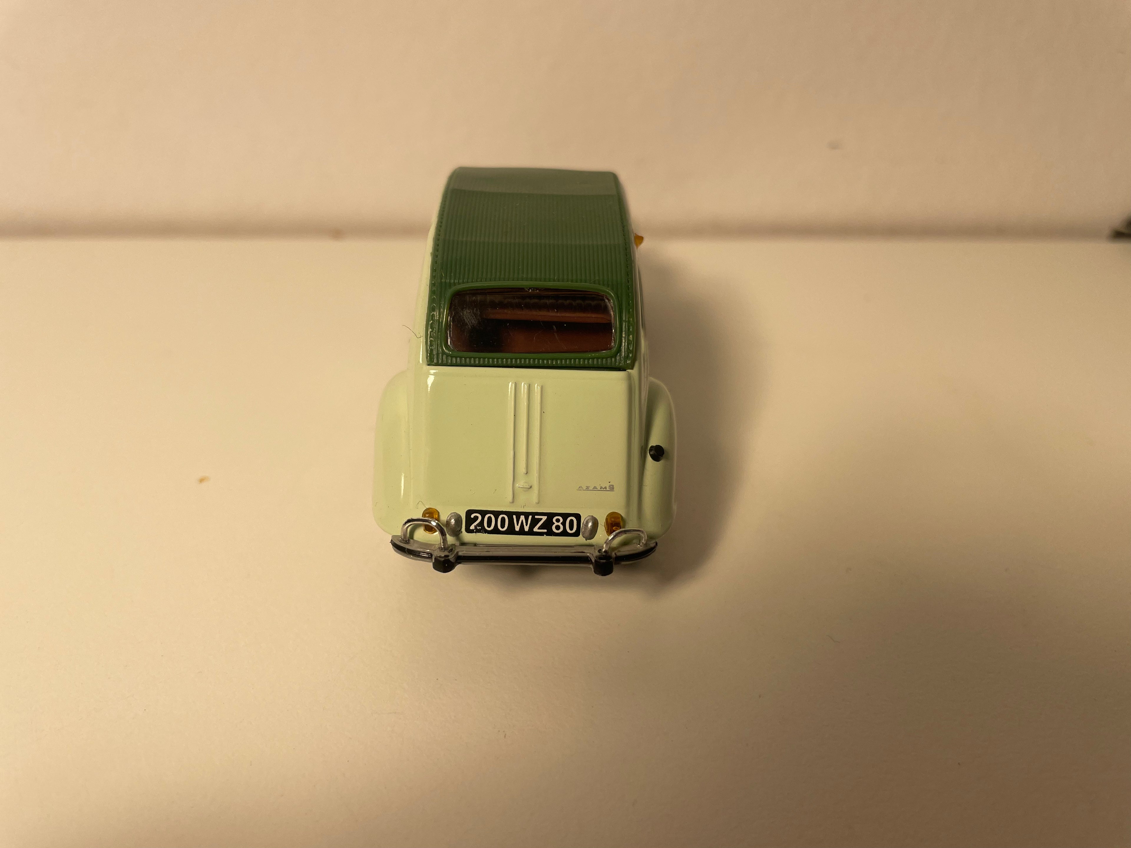 Citroën 2 CV AZAM verte pâle et toit verte foncé - Norev (sous blister)