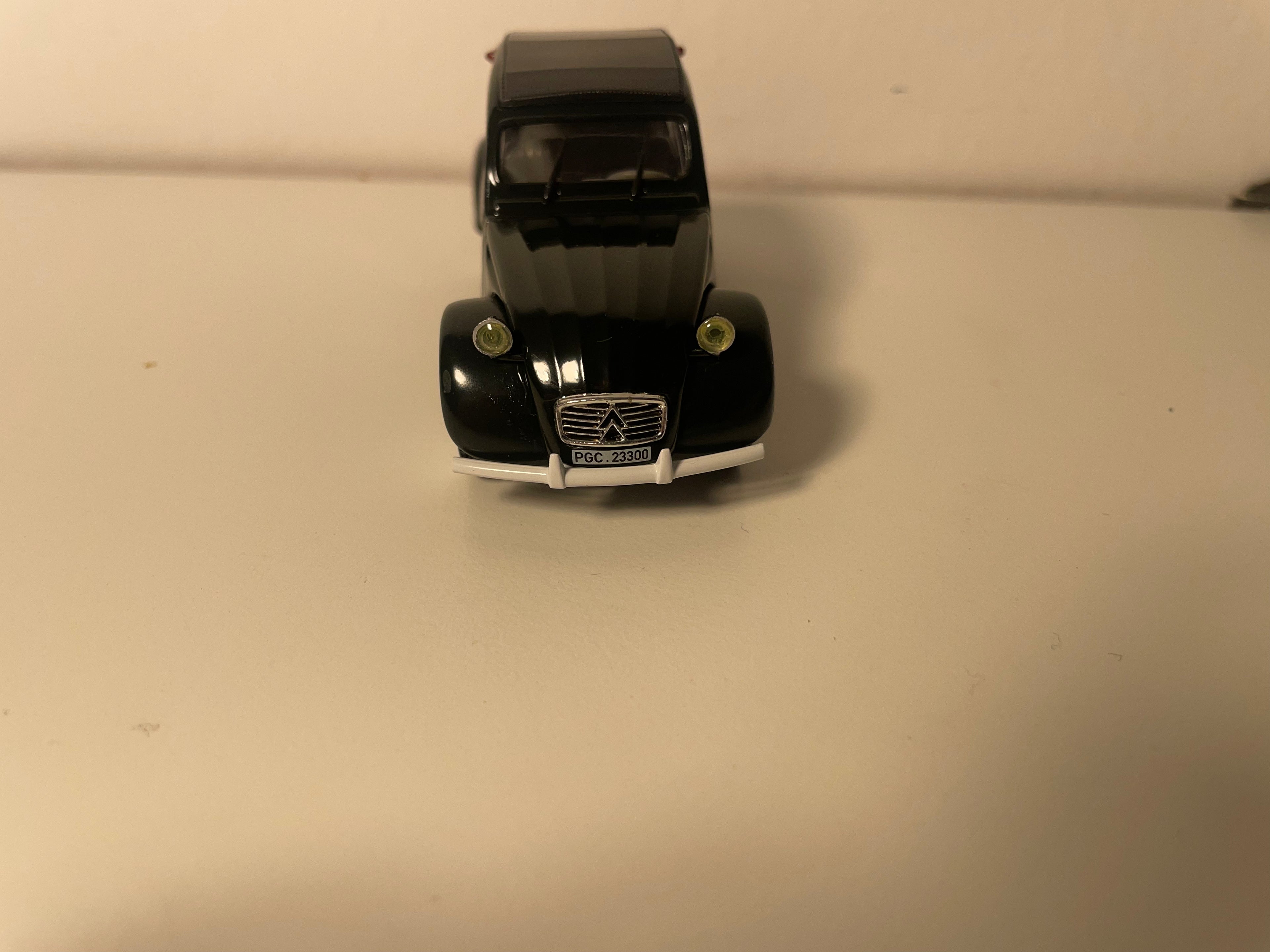 Citroën 2 CV AZA noire et jantes grises - Norev (sous blister)