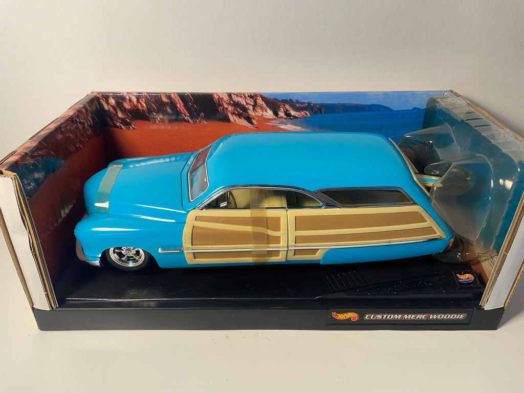 Merc Woodie blu e marrone del 1950 - auto americana - HOTWHEELS (Scala: 1/18)
