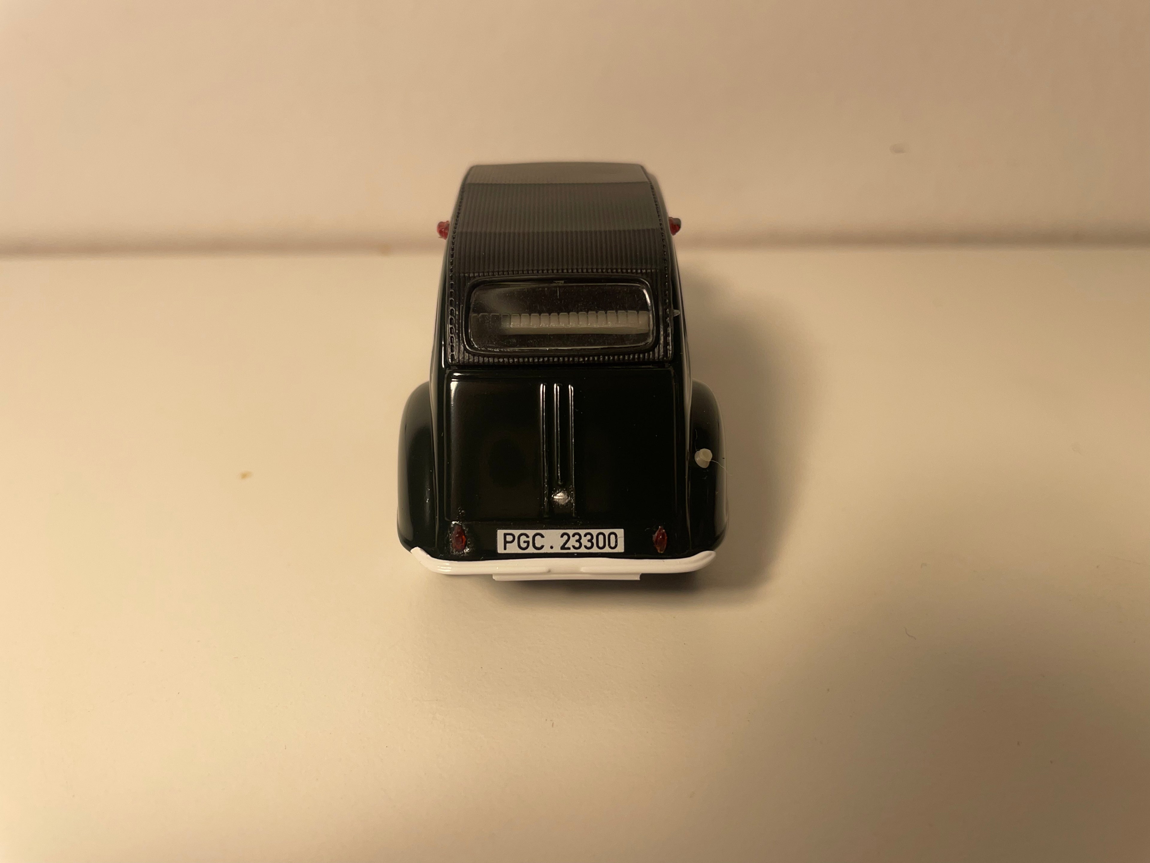 Citroën 2 CV AZA noire et jantes grises - Norev (sous blister)