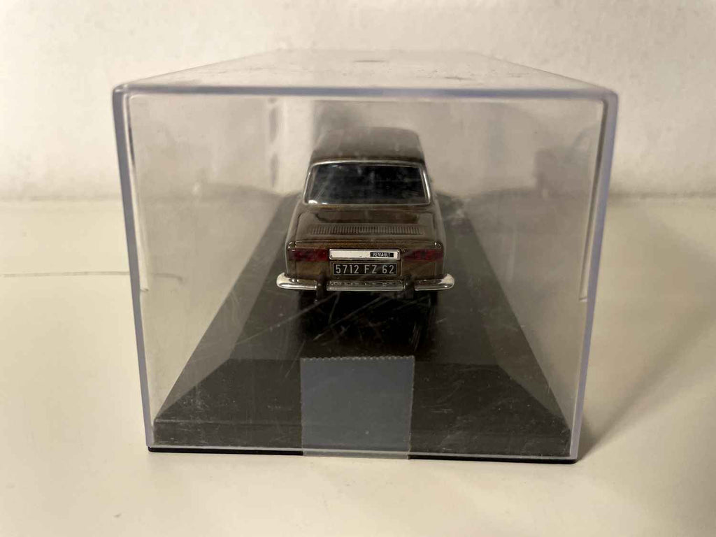 Renault 10 Brown aus dem Jahr 1968 (Auto auf der Basis hinzugefügt)