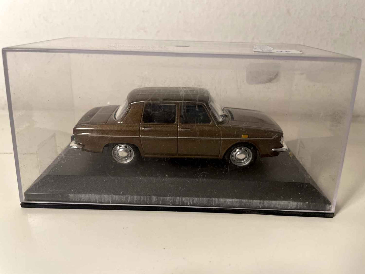Braune Renault 10 vun 1968