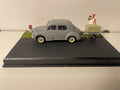 Szary Renault 4 CV z przyczepą - La Nationale 7 - The Blue Route