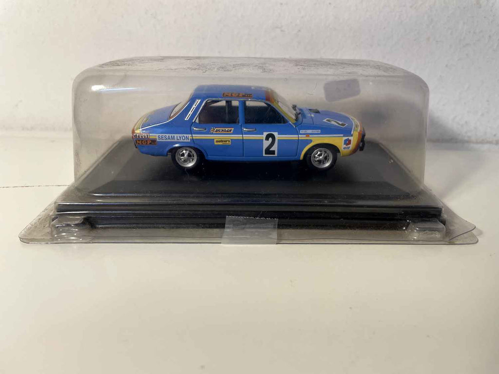 Renault 12 Gordini bleue et orange numéro 2 de 1971 (blister)