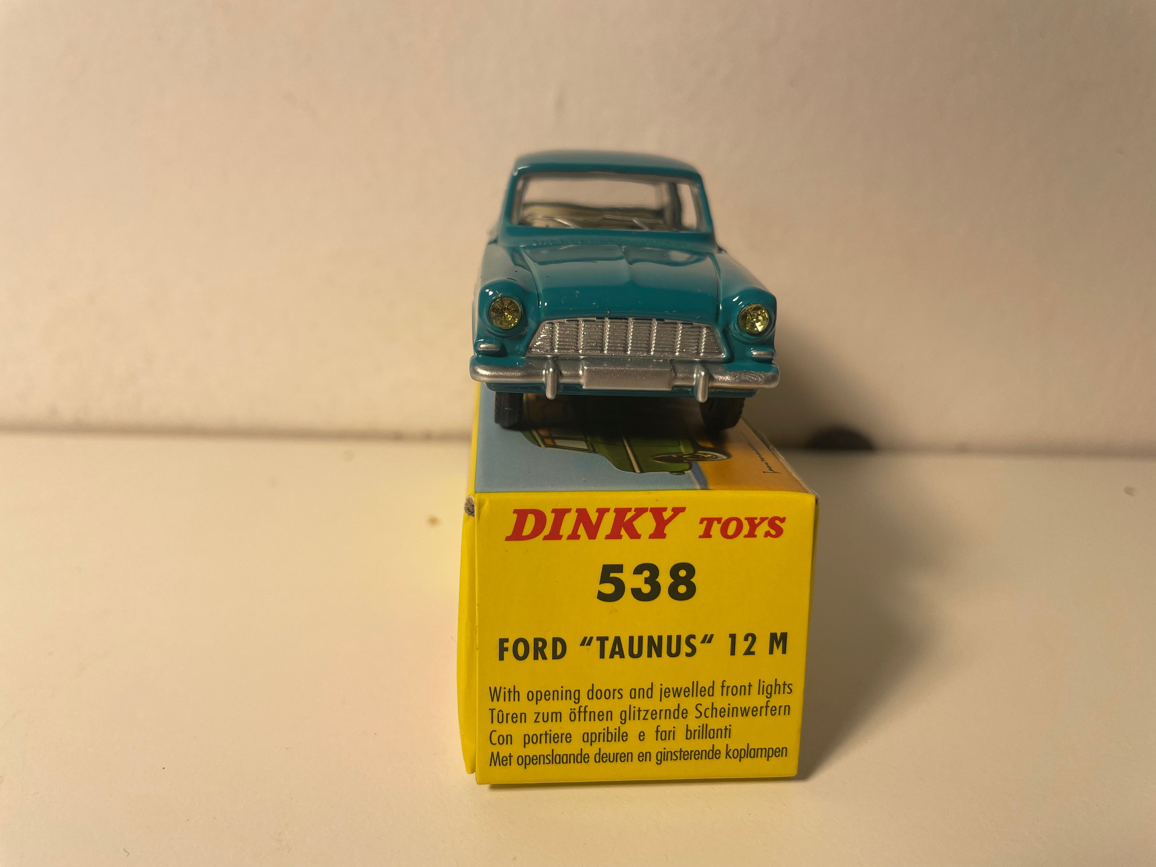 Ford Taunus 12 M verde? Dinky-Toys (ediciones Atlas) - N°538