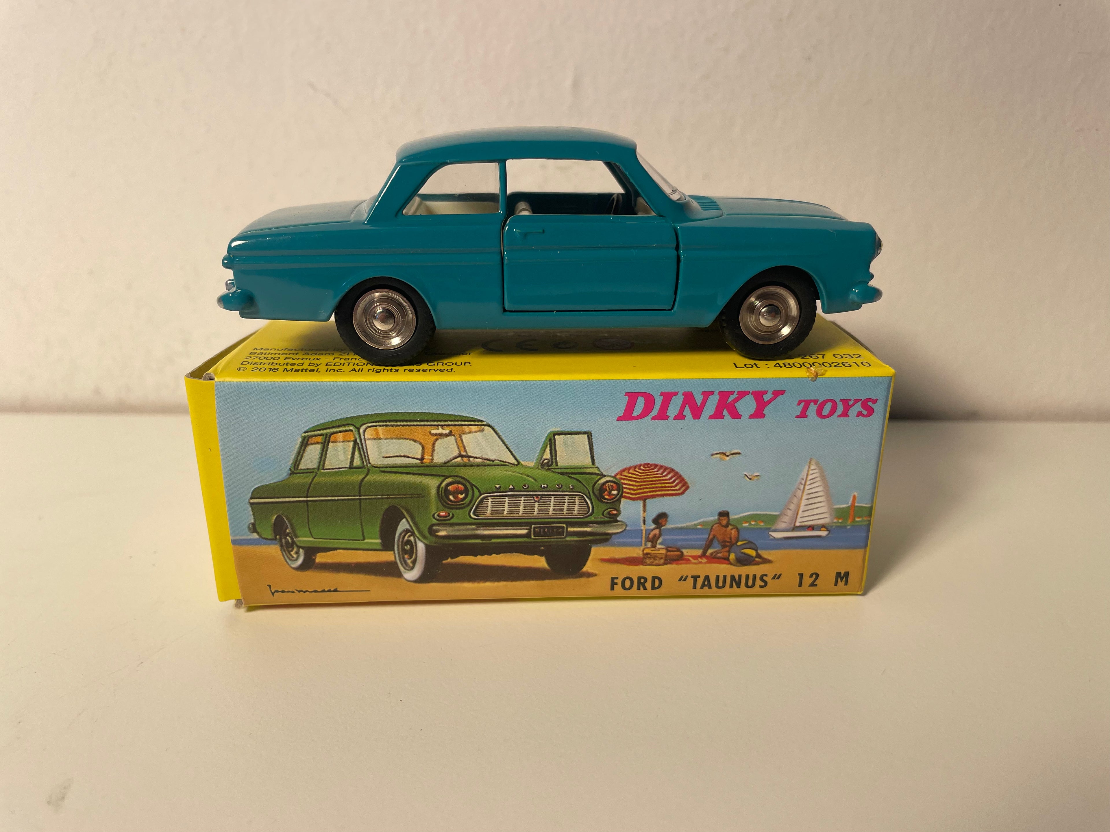 Ford Taunus 12 M verde? Dinky-Toys (ediciones Atlas) - N°538
